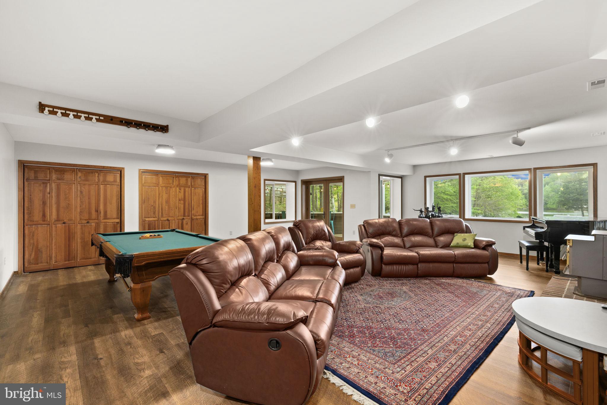 WYNDEMERE - Residential