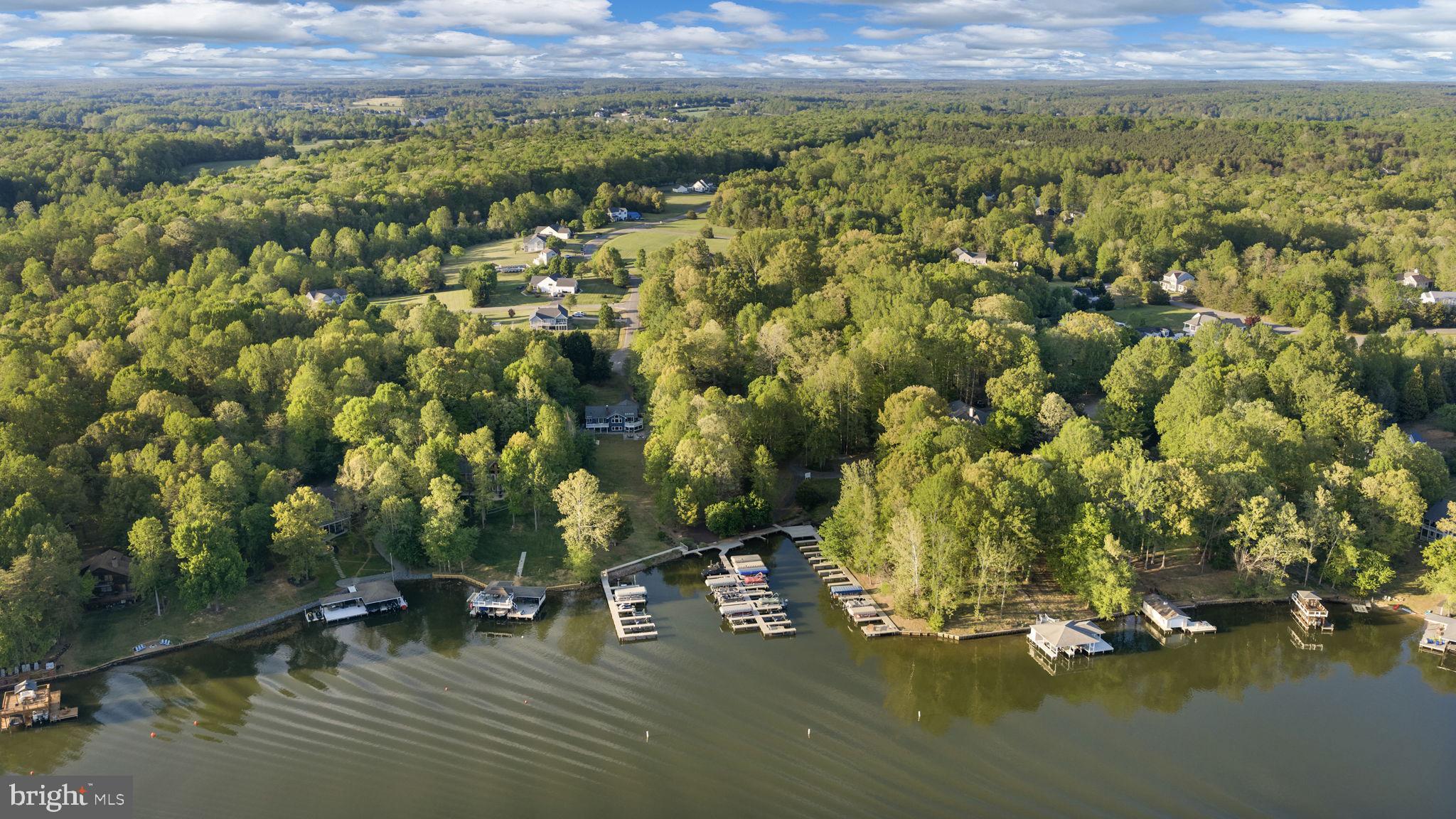 WYNDEMERE - Residential