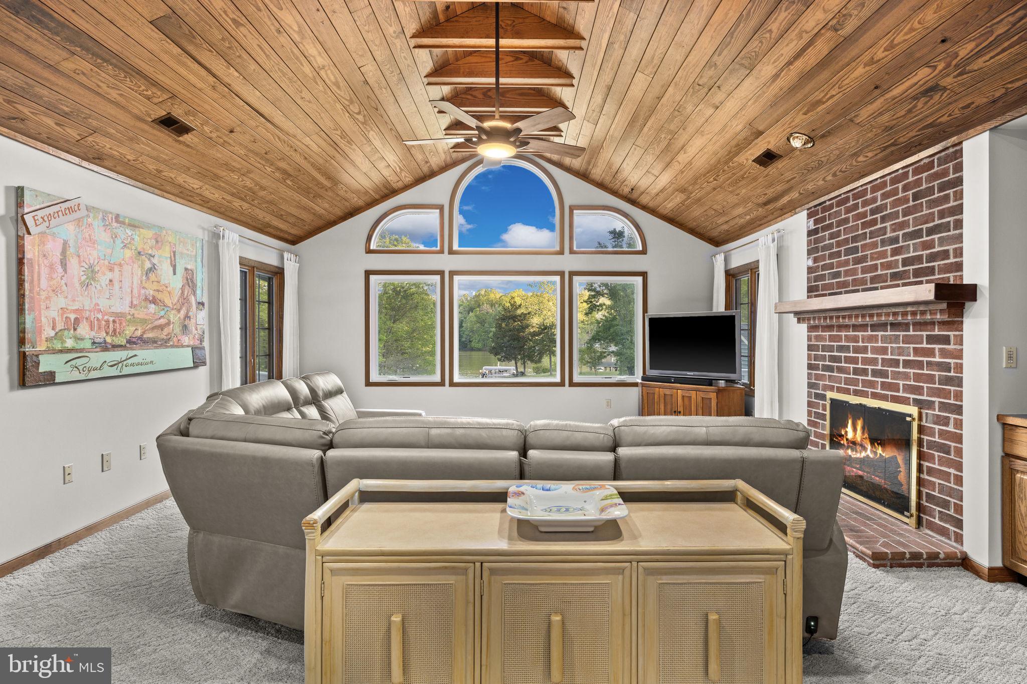 WYNDEMERE - Residential