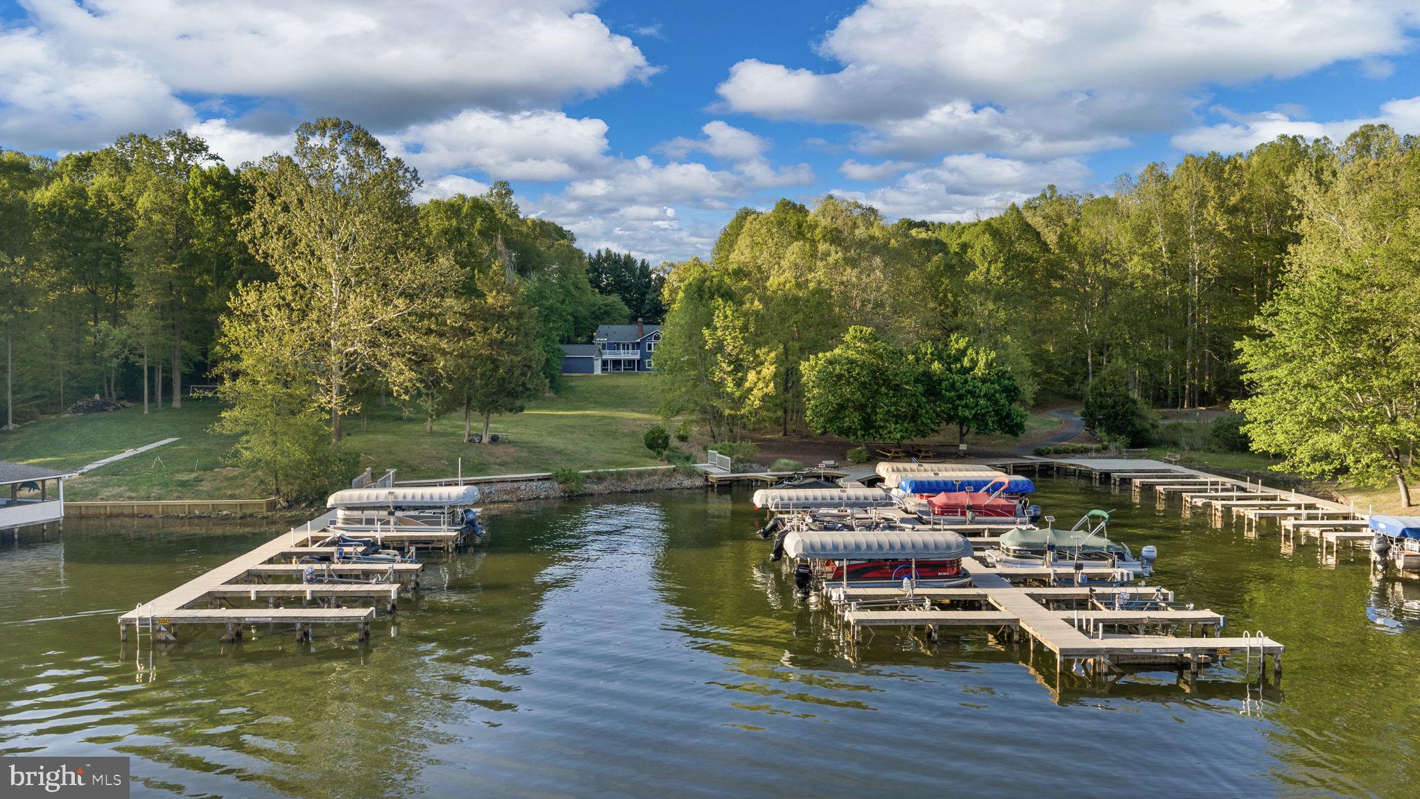 WYNDEMERE - Residential