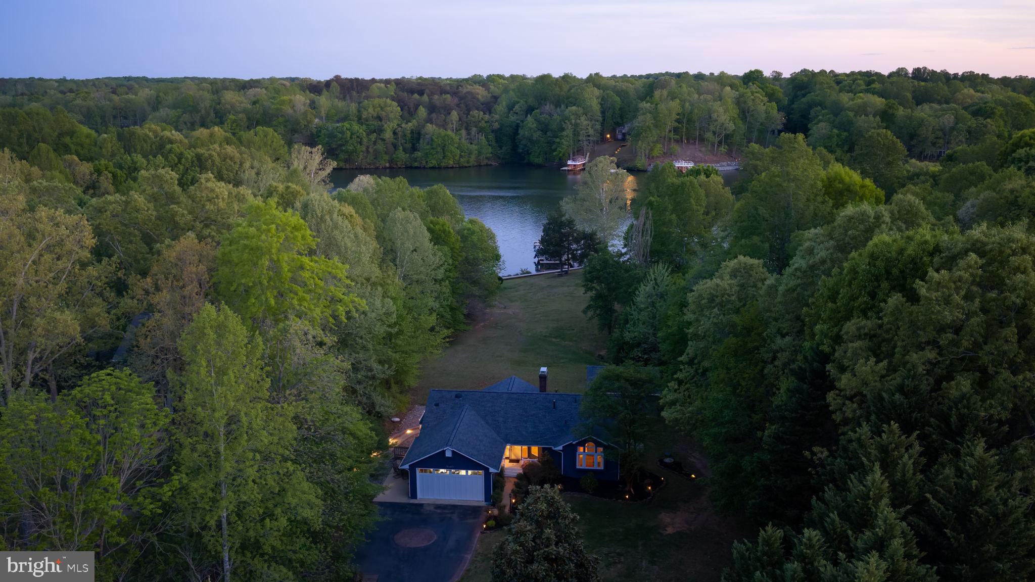 WYNDEMERE - Residential