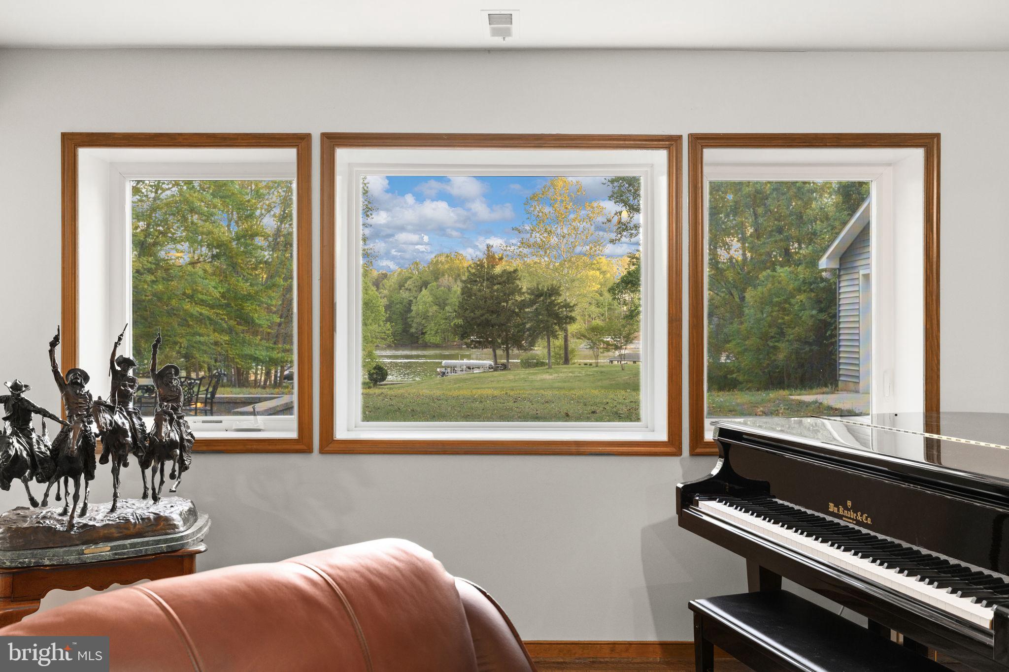 WYNDEMERE - Residential