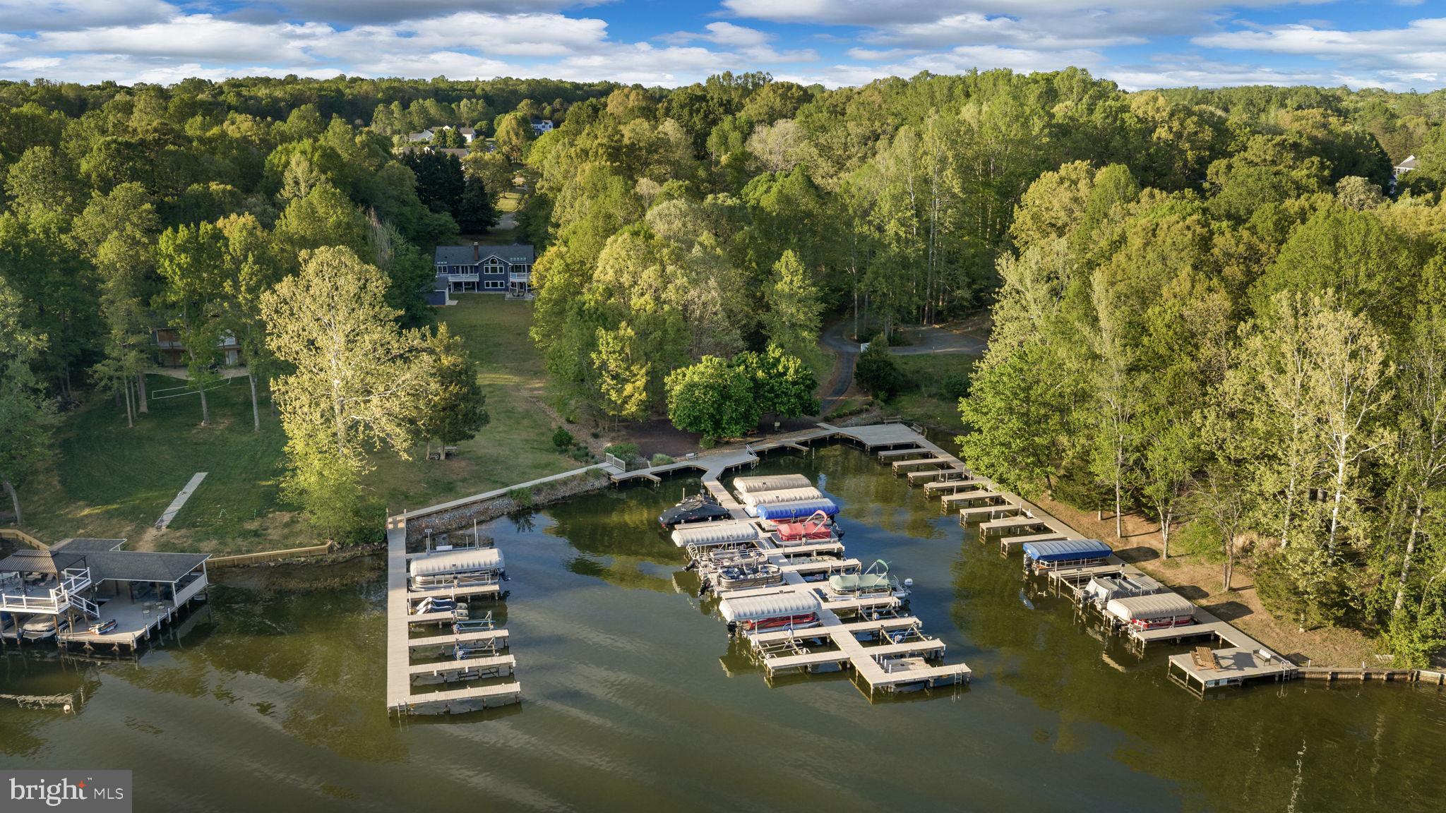 WYNDEMERE - Residential