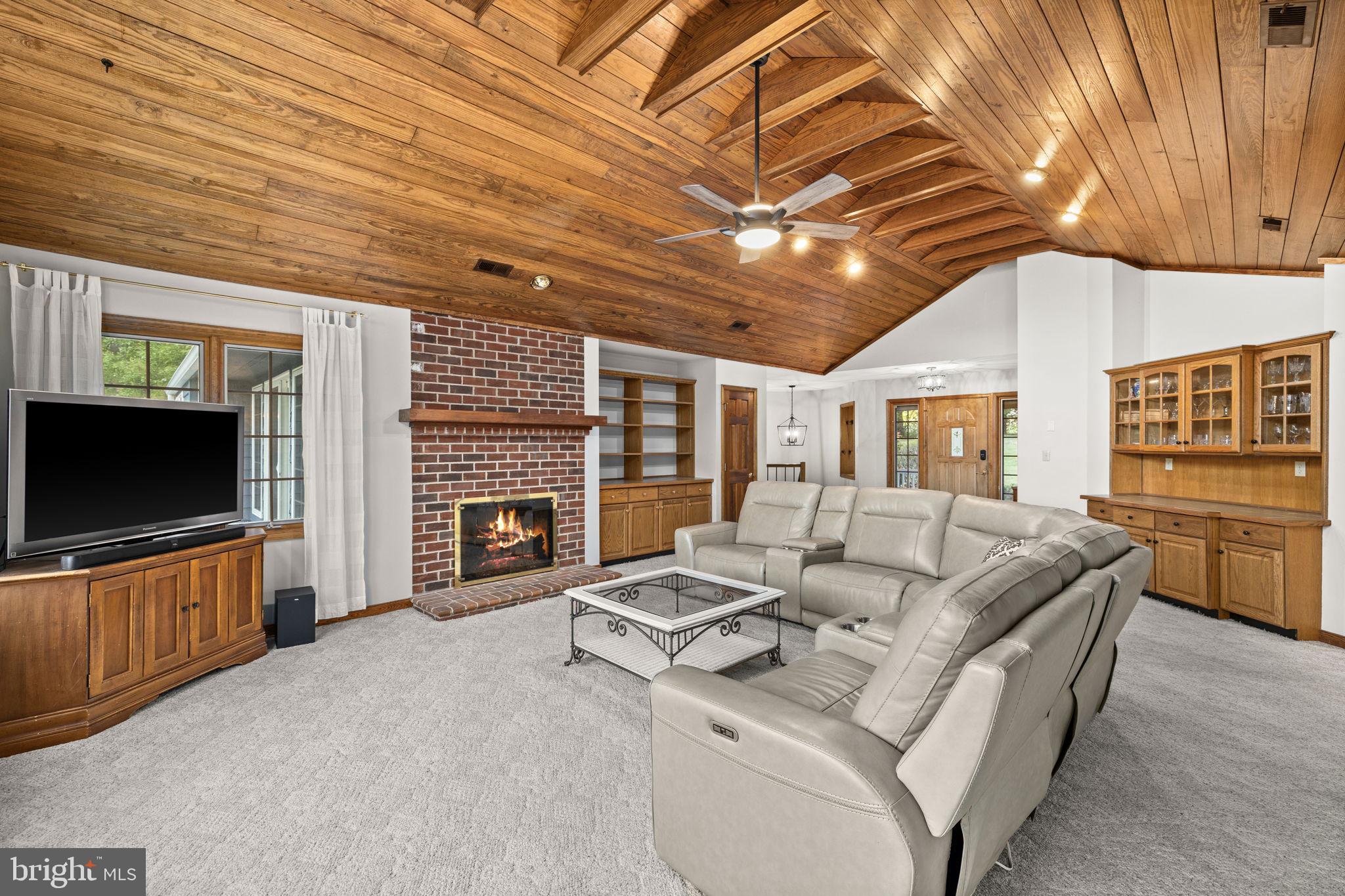 WYNDEMERE - Residential