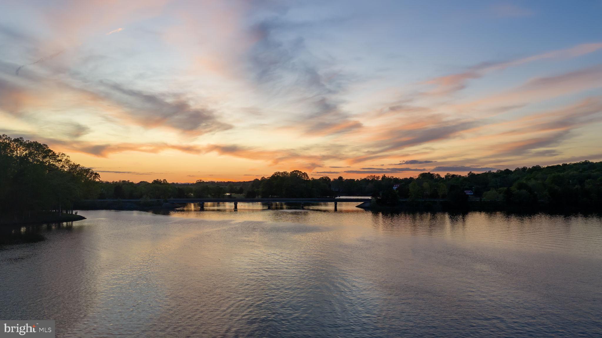 WYNDEMERE - Residential