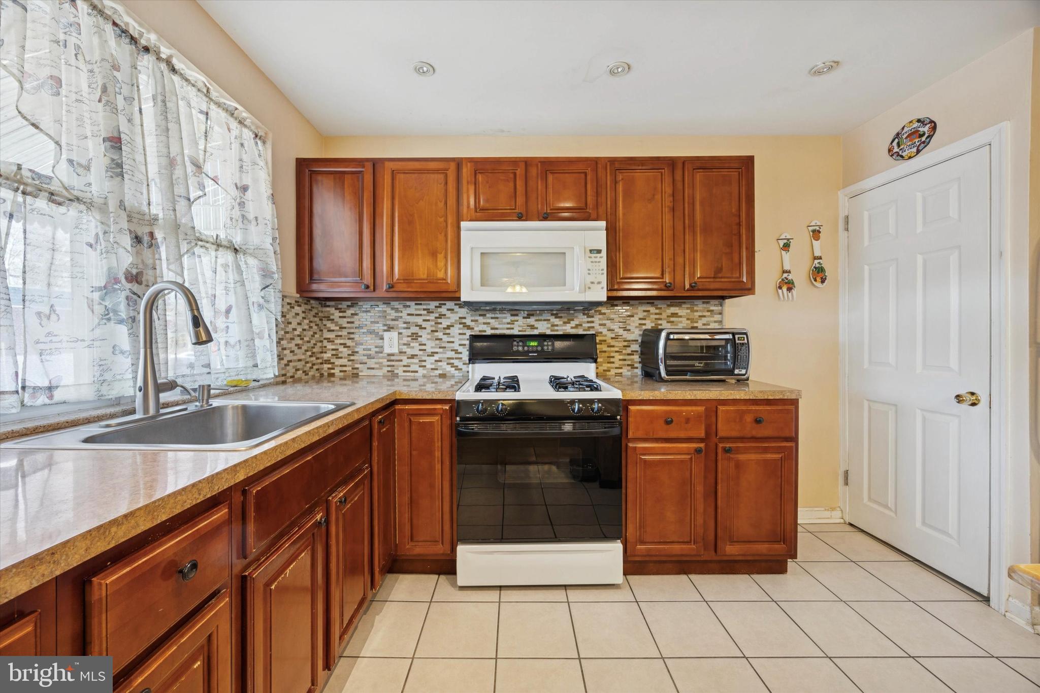 JUNIATA - Residential