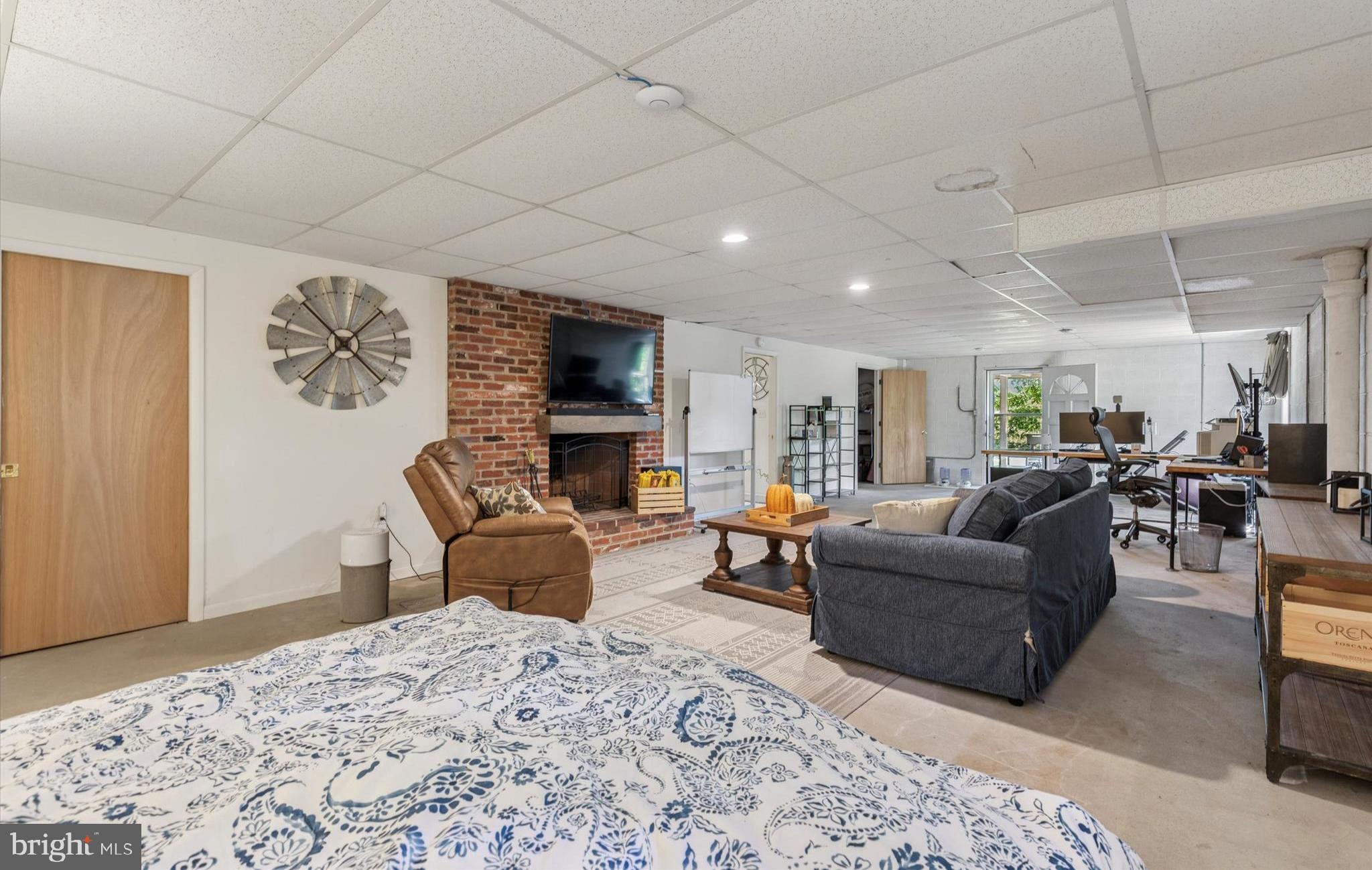 BRYN MAWR - Residential