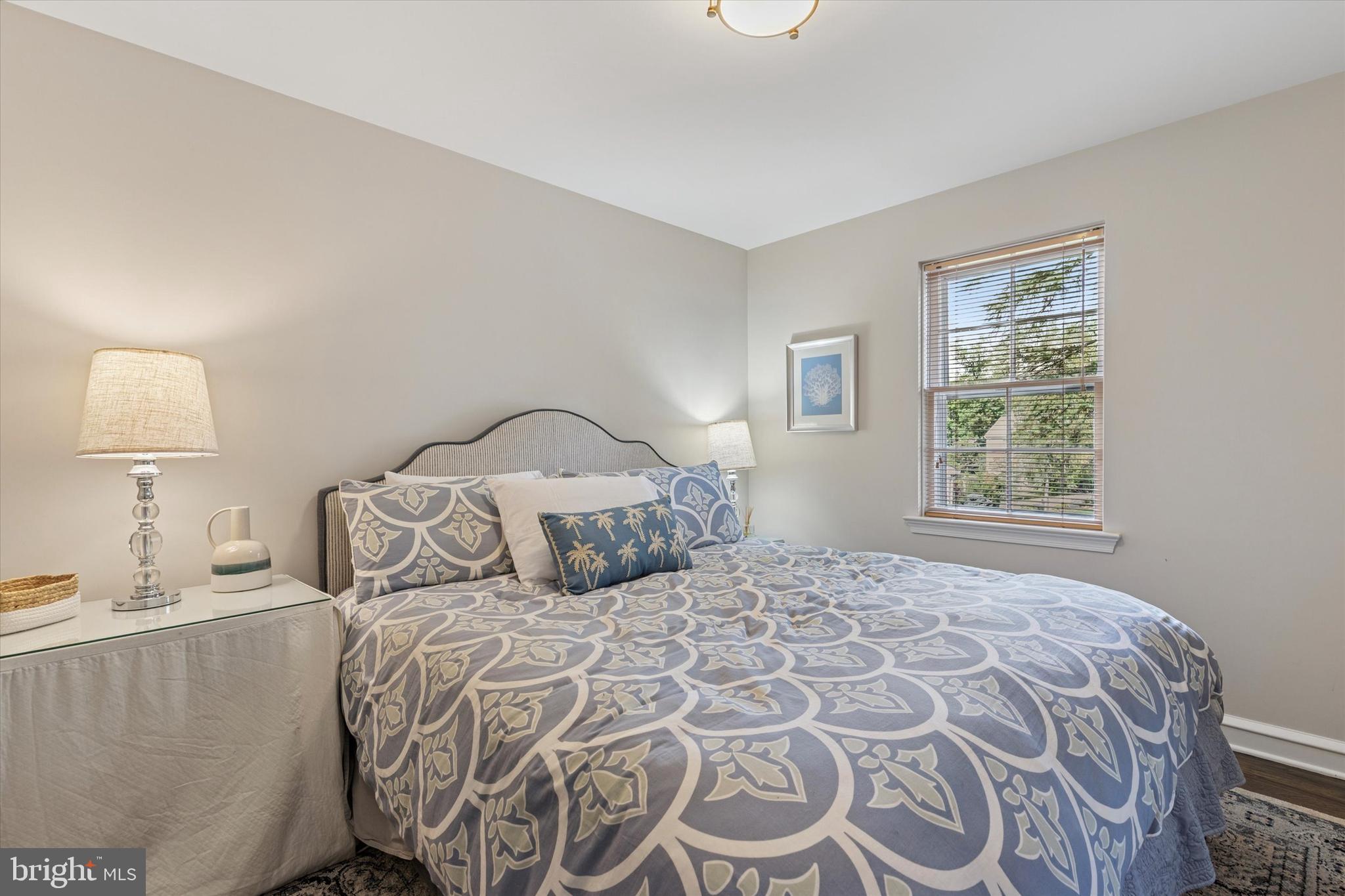 BRYN MAWR - Residential