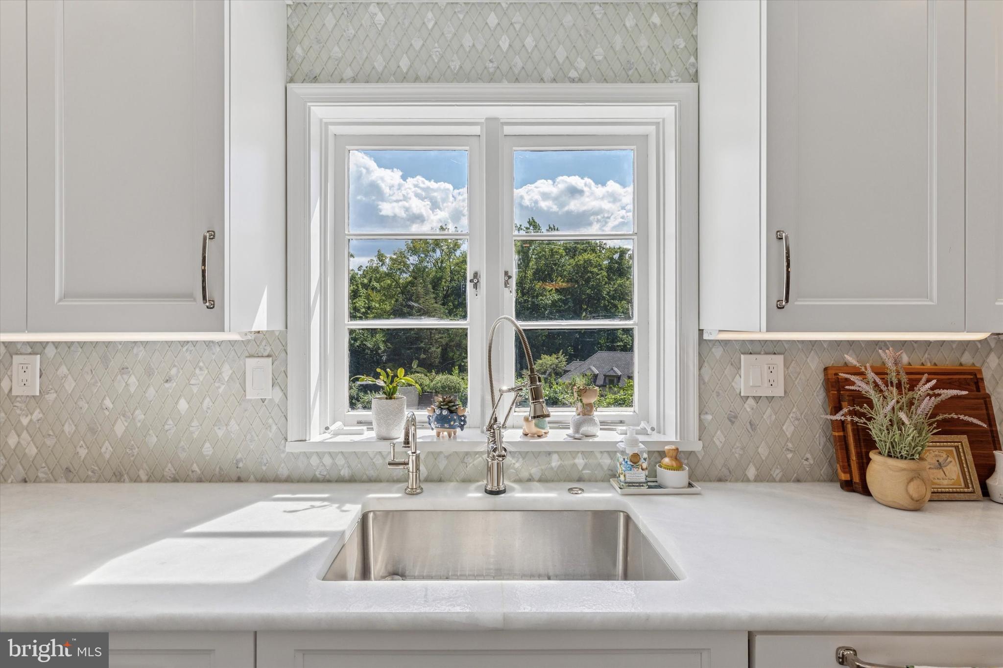 BRYN MAWR - Residential