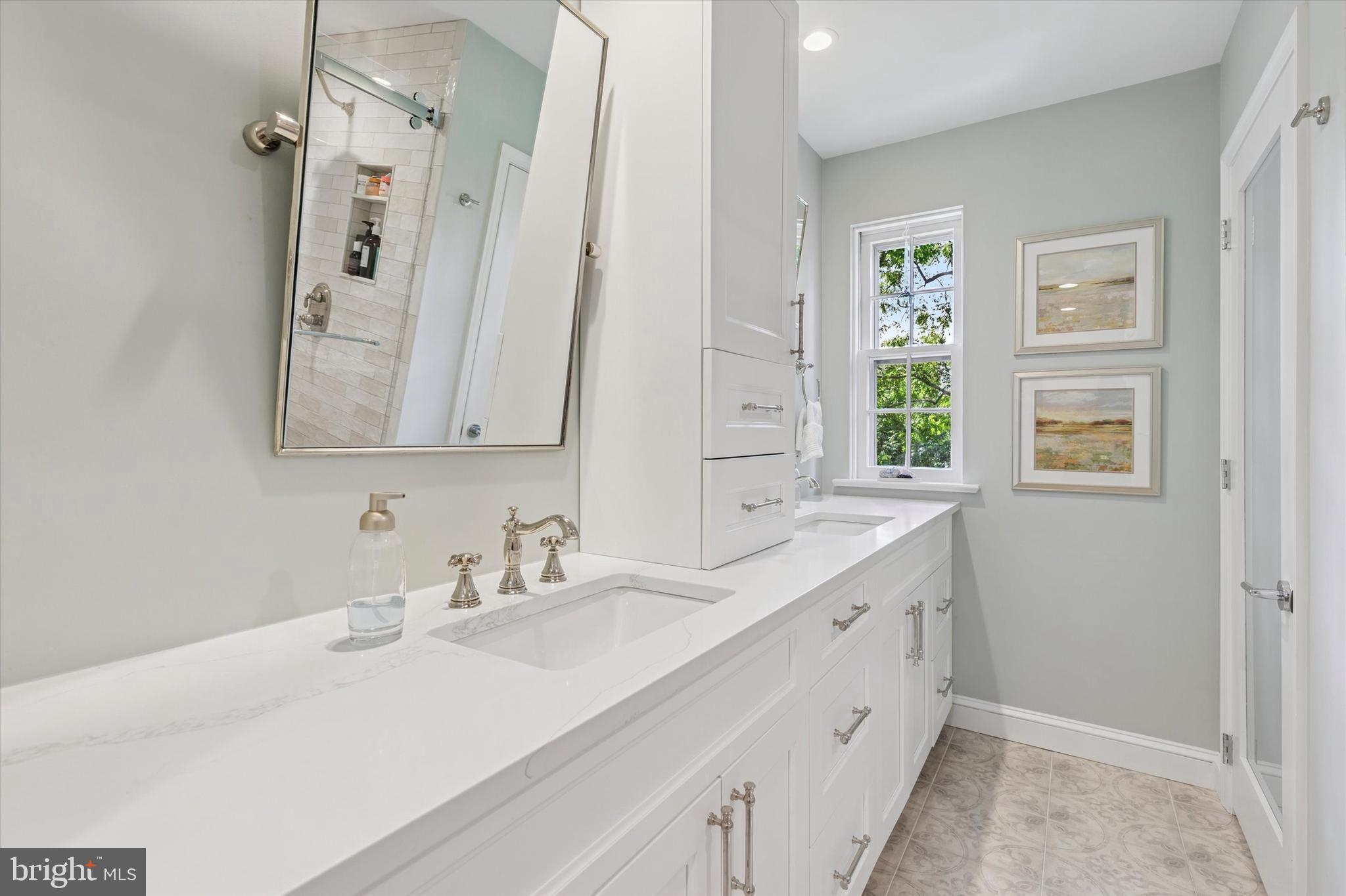 BRYN MAWR - Residential