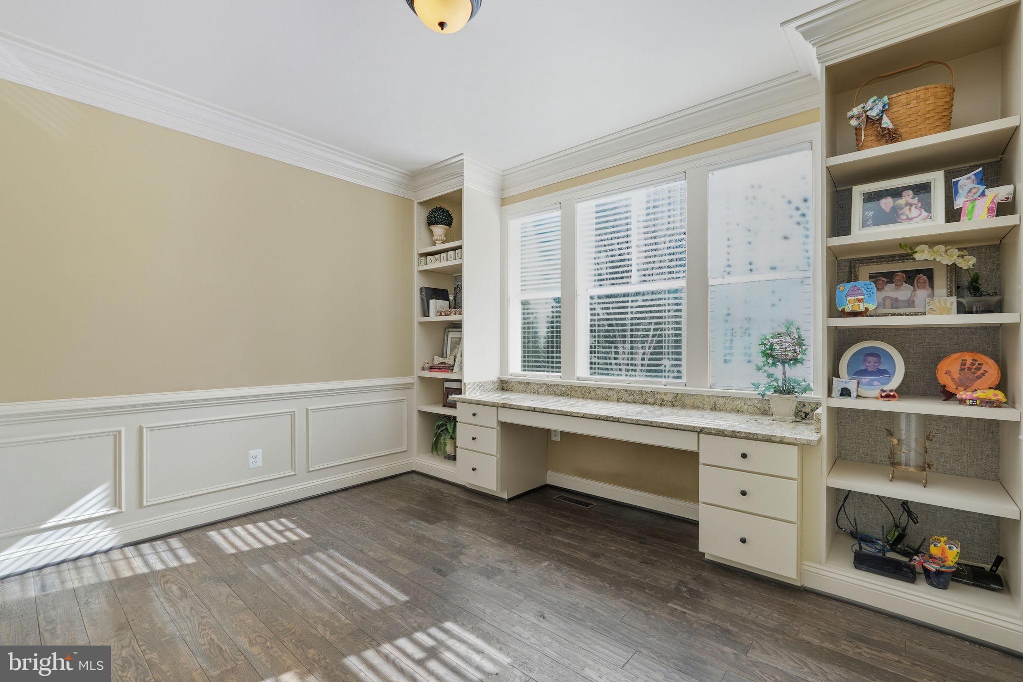 BROOKSIDE - Residential