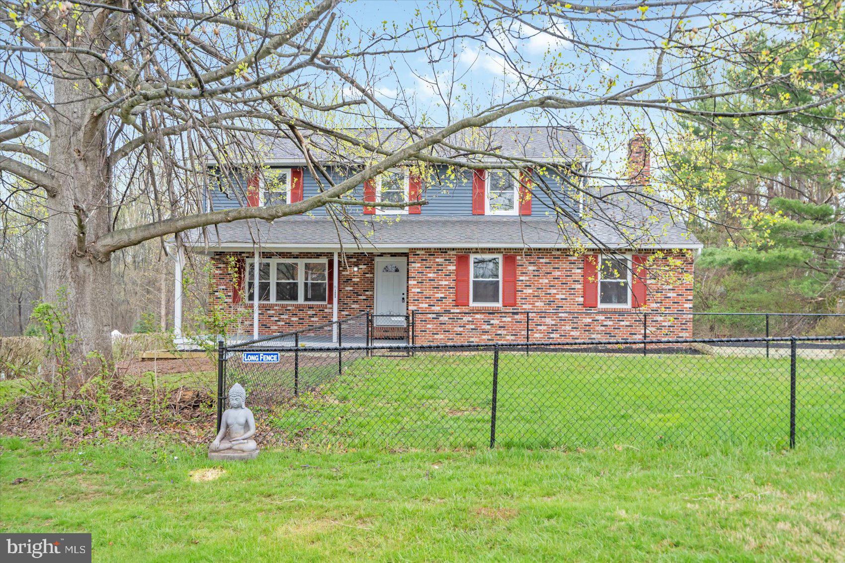 1809 SELKIRK ROAD