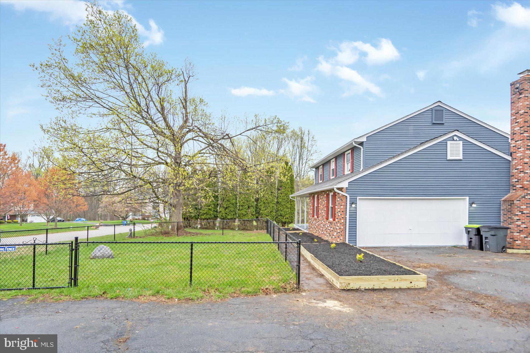 WALES OF HARFORD - Residential