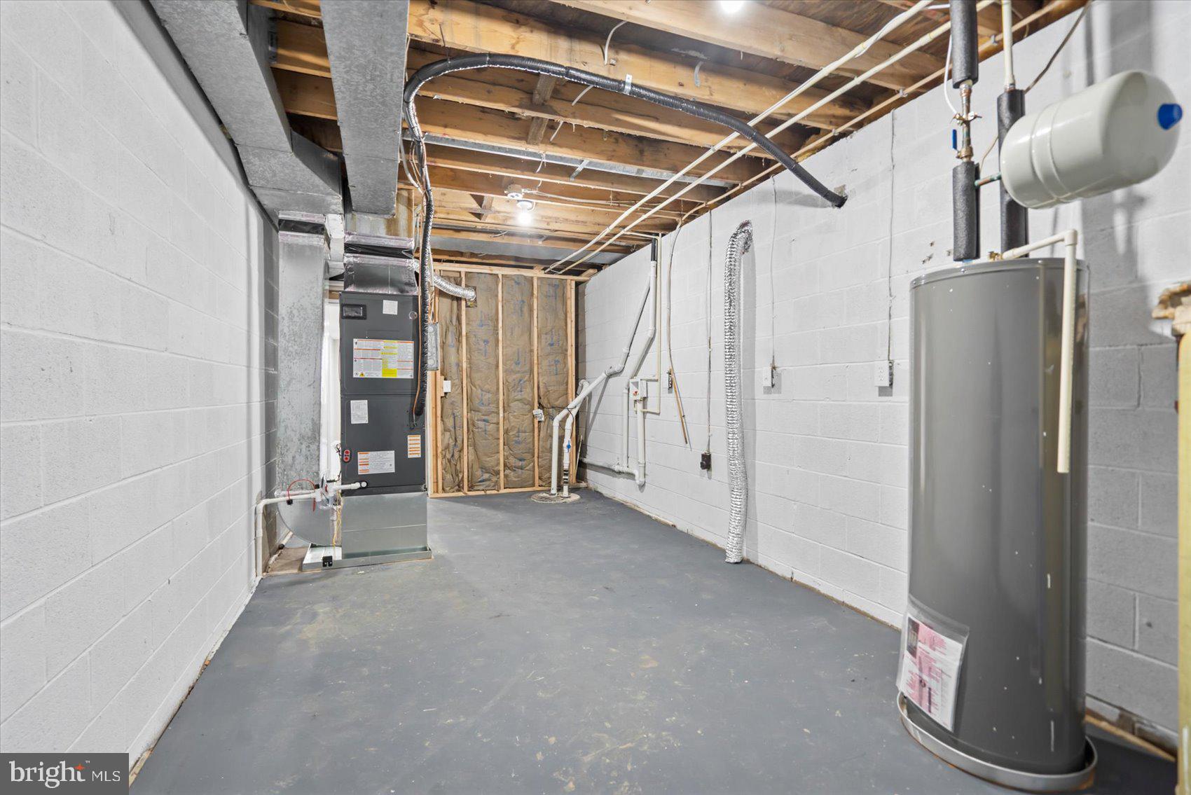 WALES OF HARFORD - Residential