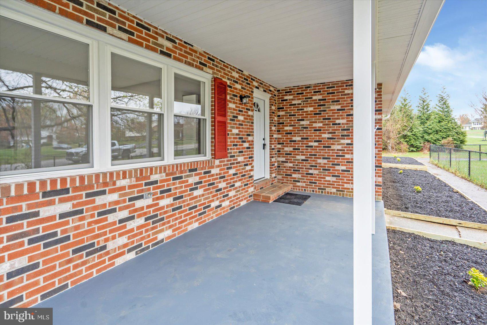 1809 SELKIRK ROAD