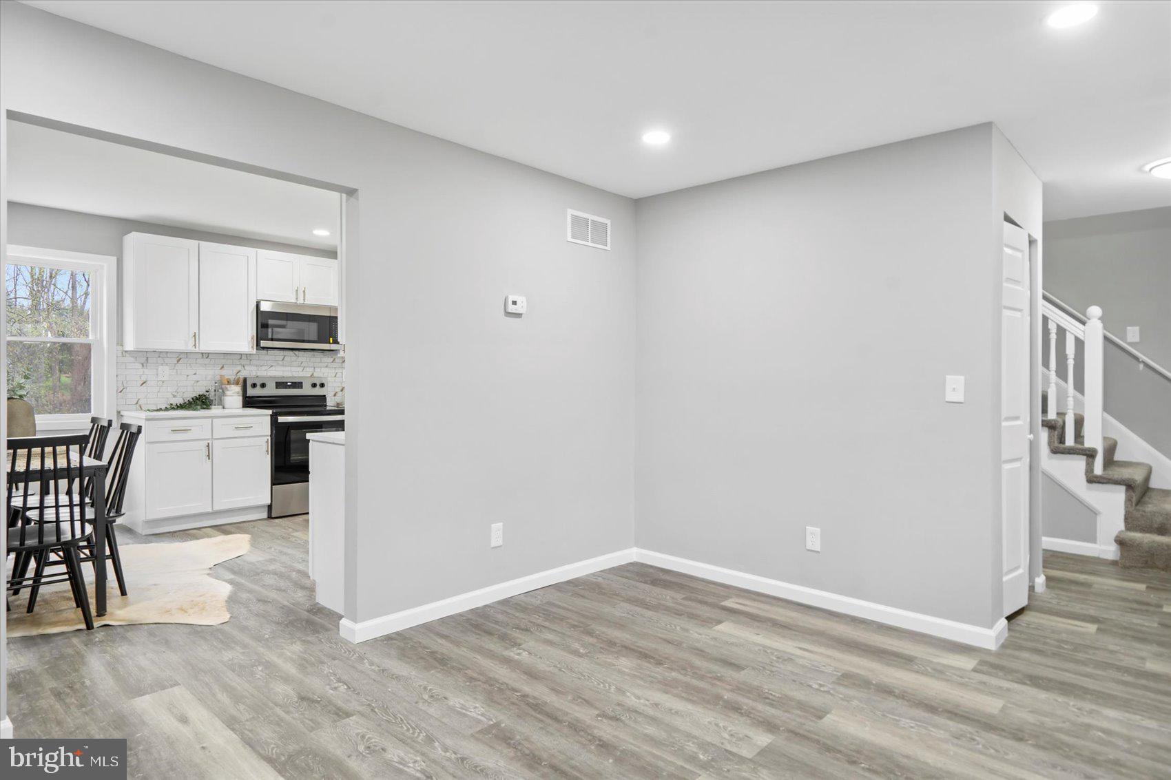 WALES OF HARFORD - Residential