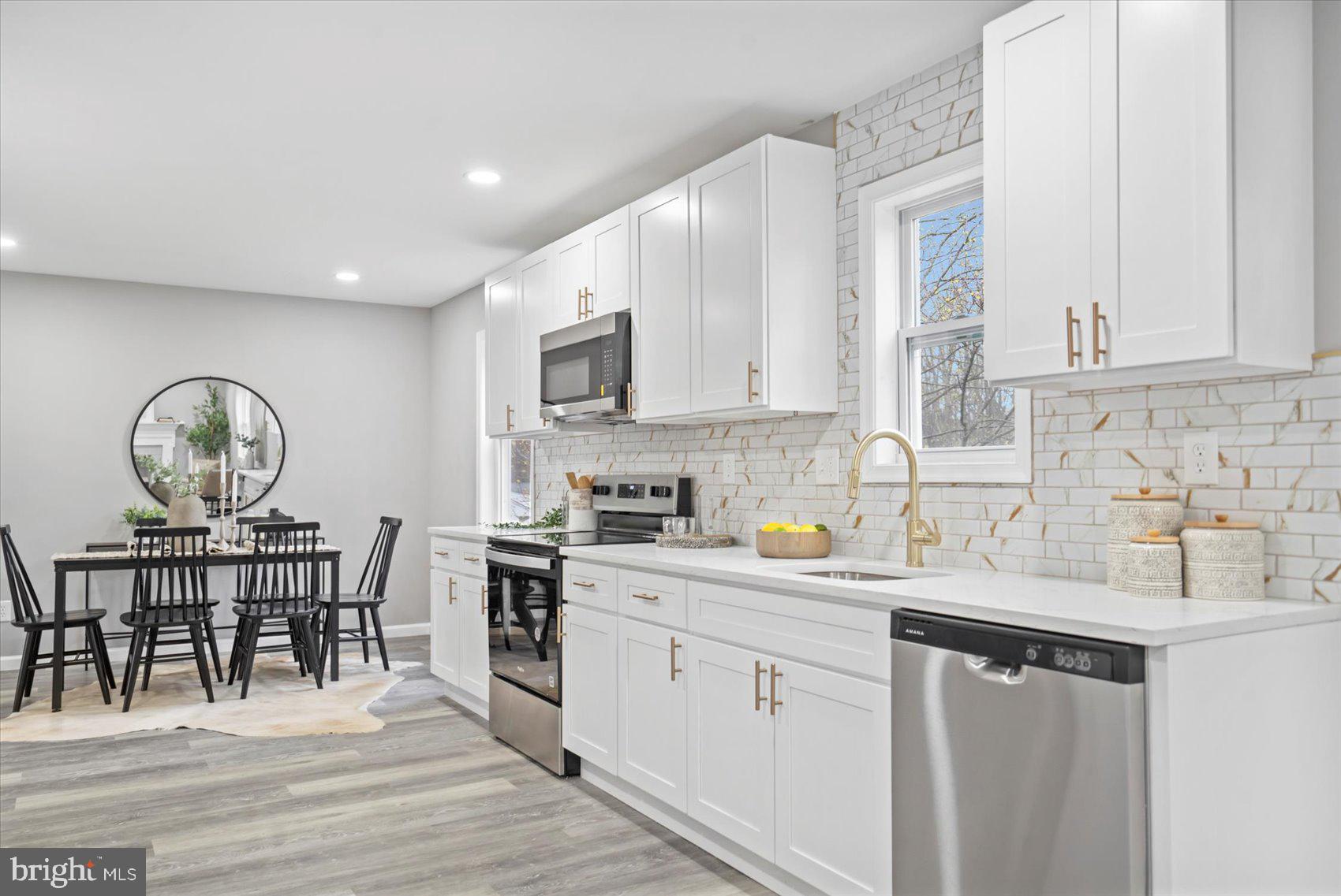 WALES OF HARFORD - Residential