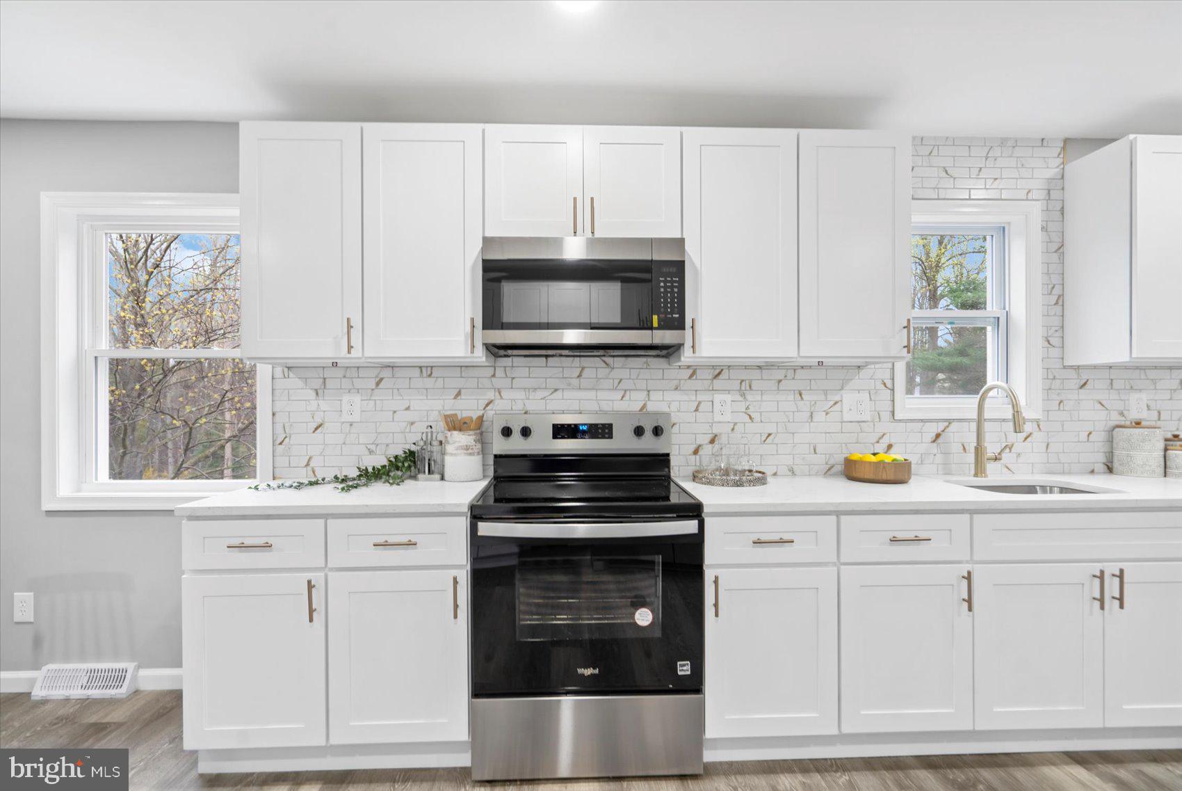 WALES OF HARFORD - Residential