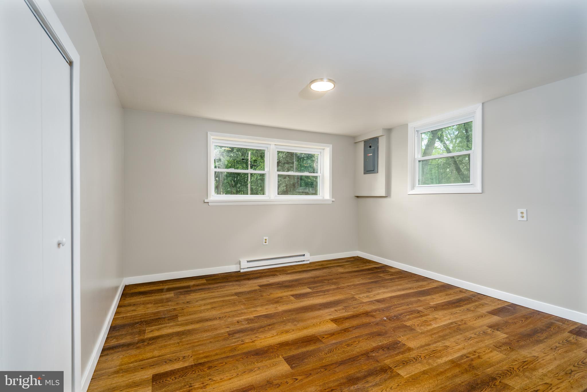 MECKLENBURG HEIGHTS - Residential