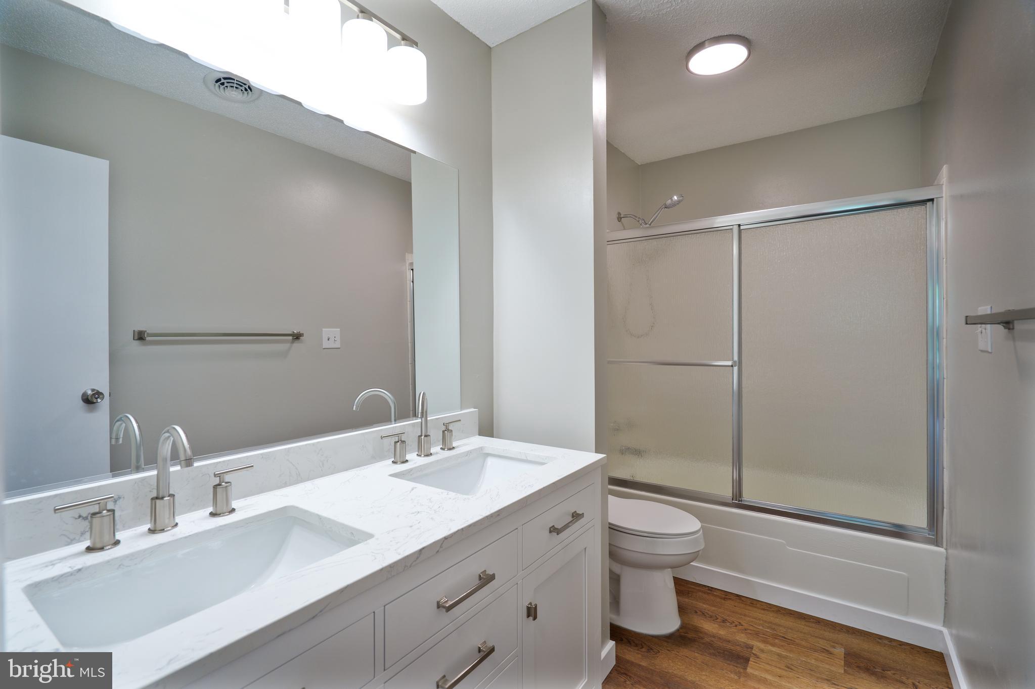 MECKLENBURG HEIGHTS - Residential