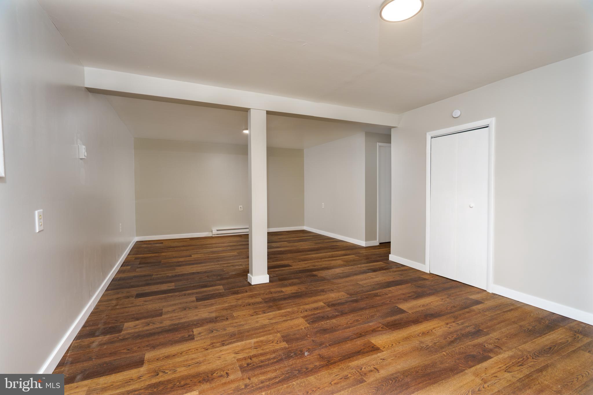 MECKLENBURG HEIGHTS - Residential