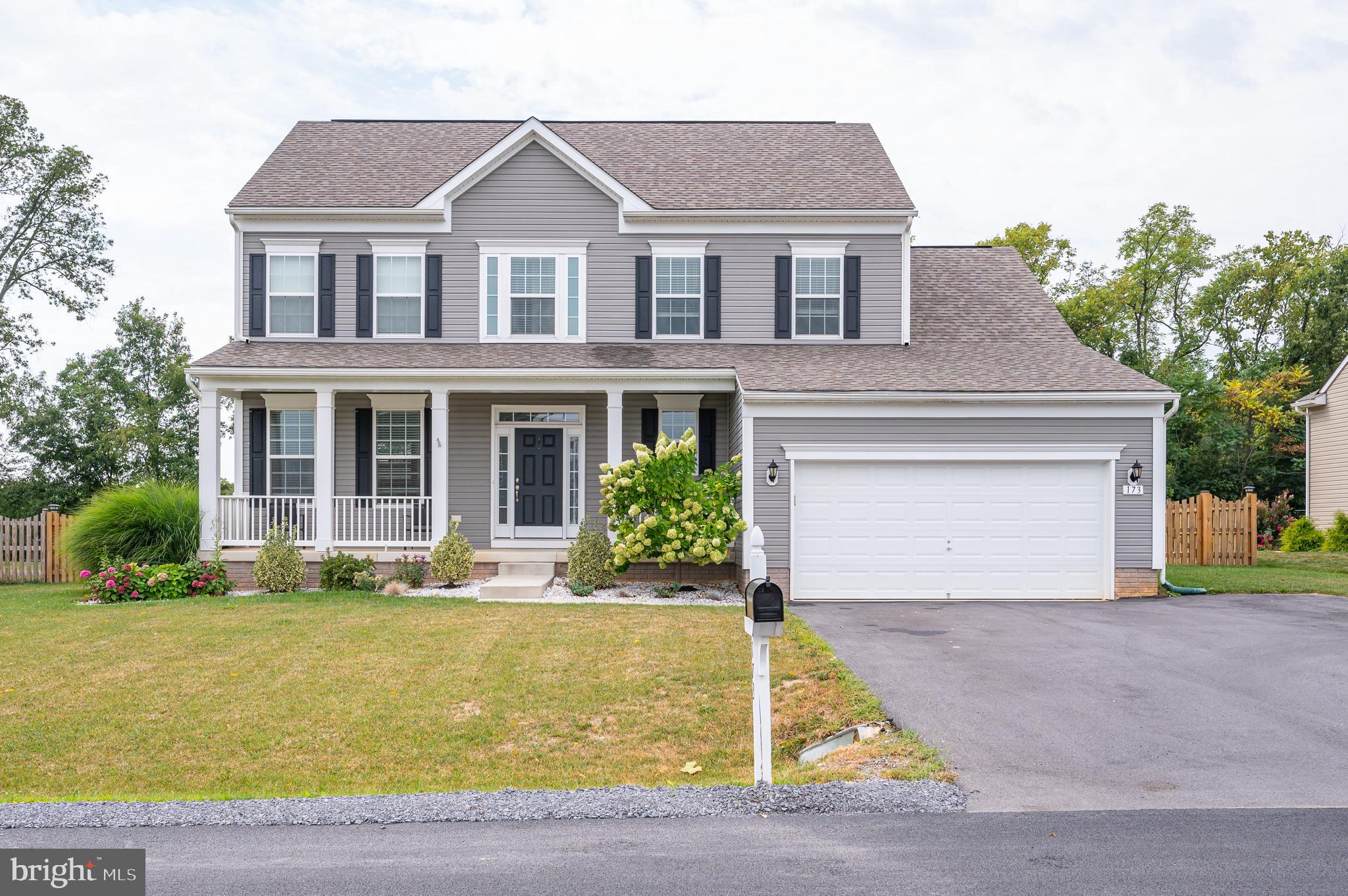 SPRINGDALE FARM - Residential