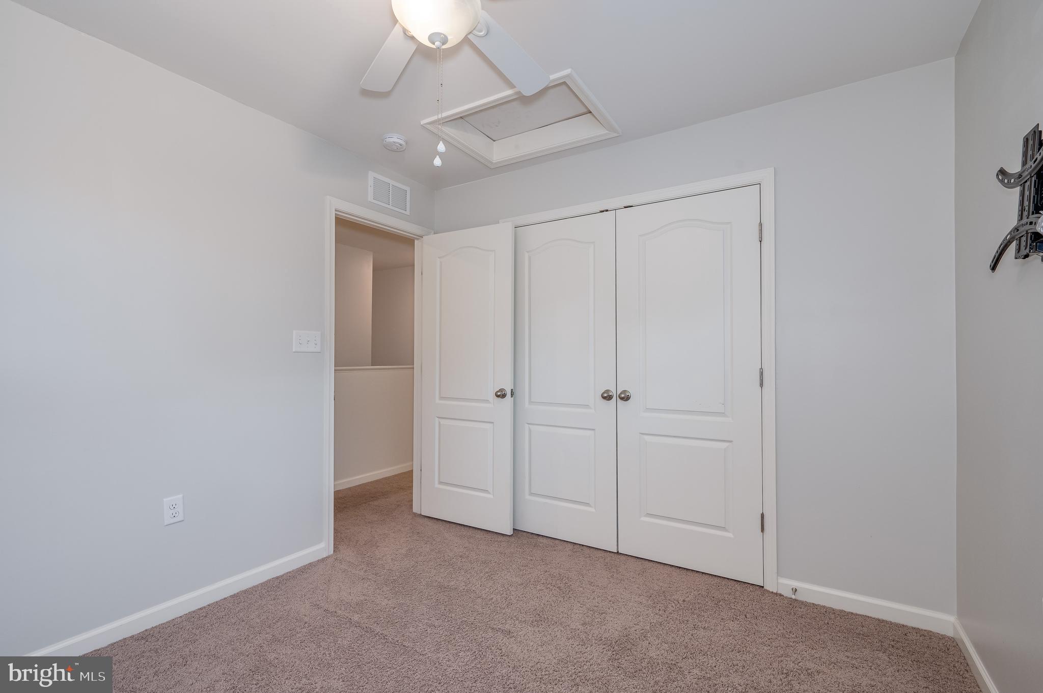 SPRINGDALE FARM - Residential