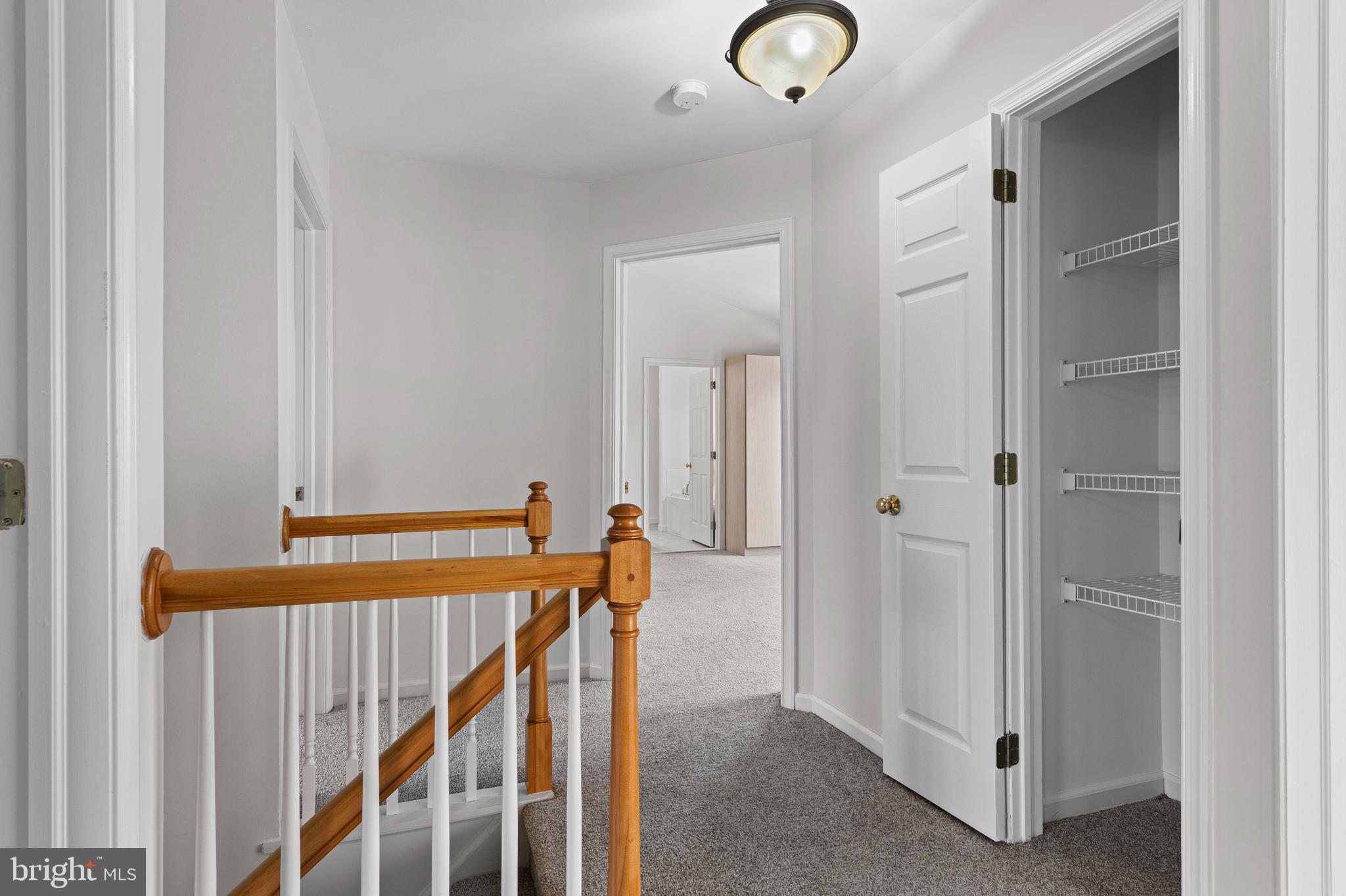 LOCKSLEY GLEN - Residential