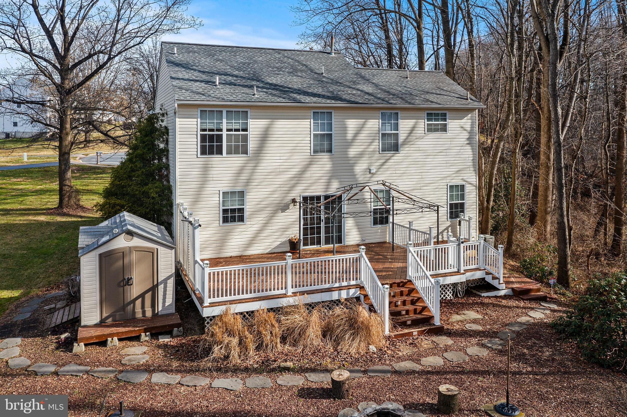 LOCKSLEY GLEN - Residential