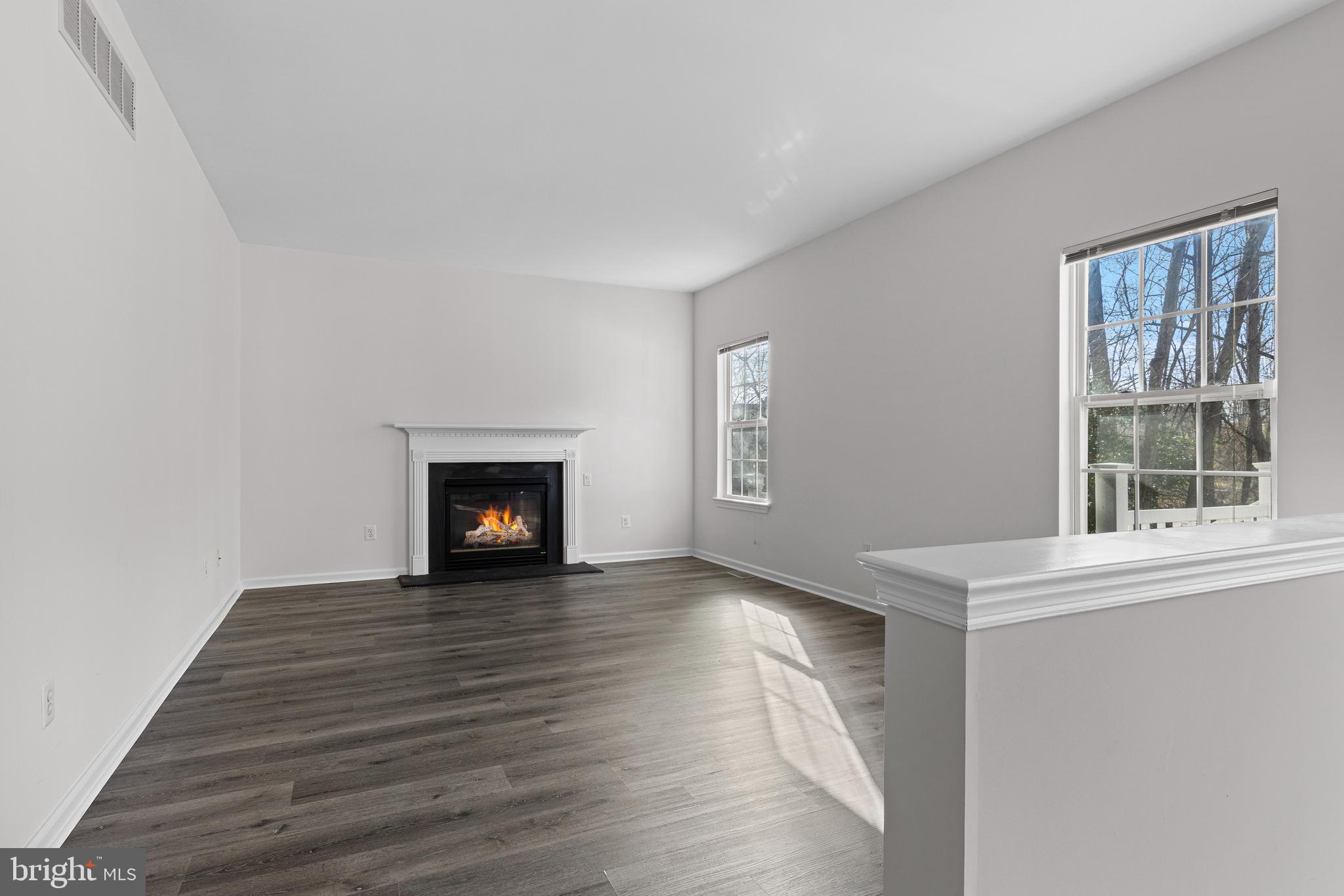 LOCKSLEY GLEN - Residential