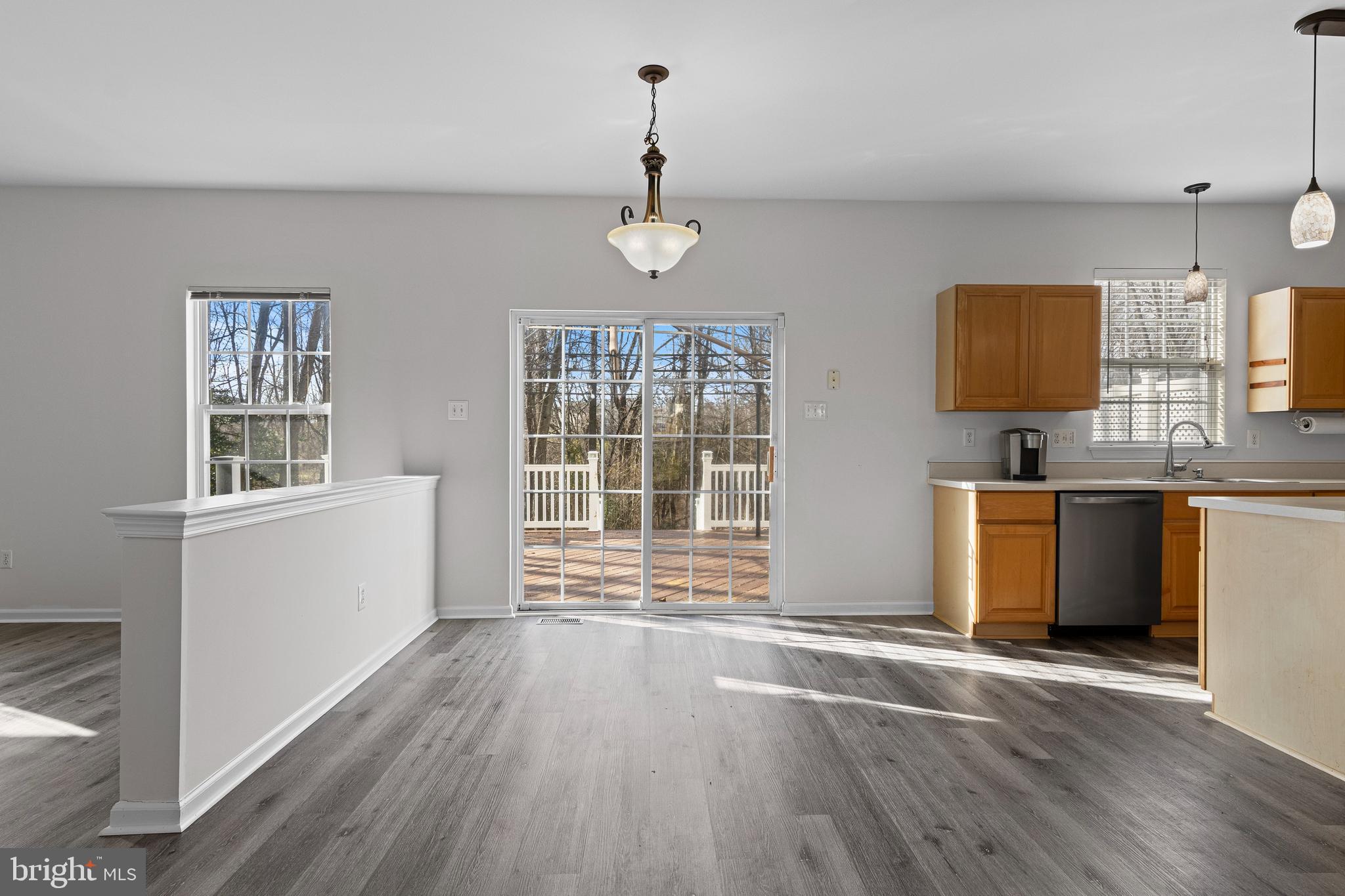 LOCKSLEY GLEN - Residential