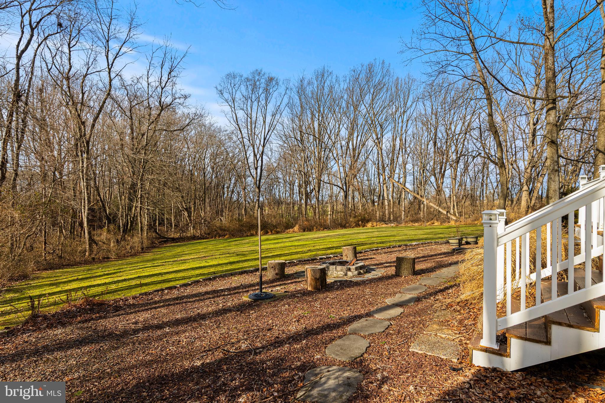 LOCKSLEY GLEN - Residential