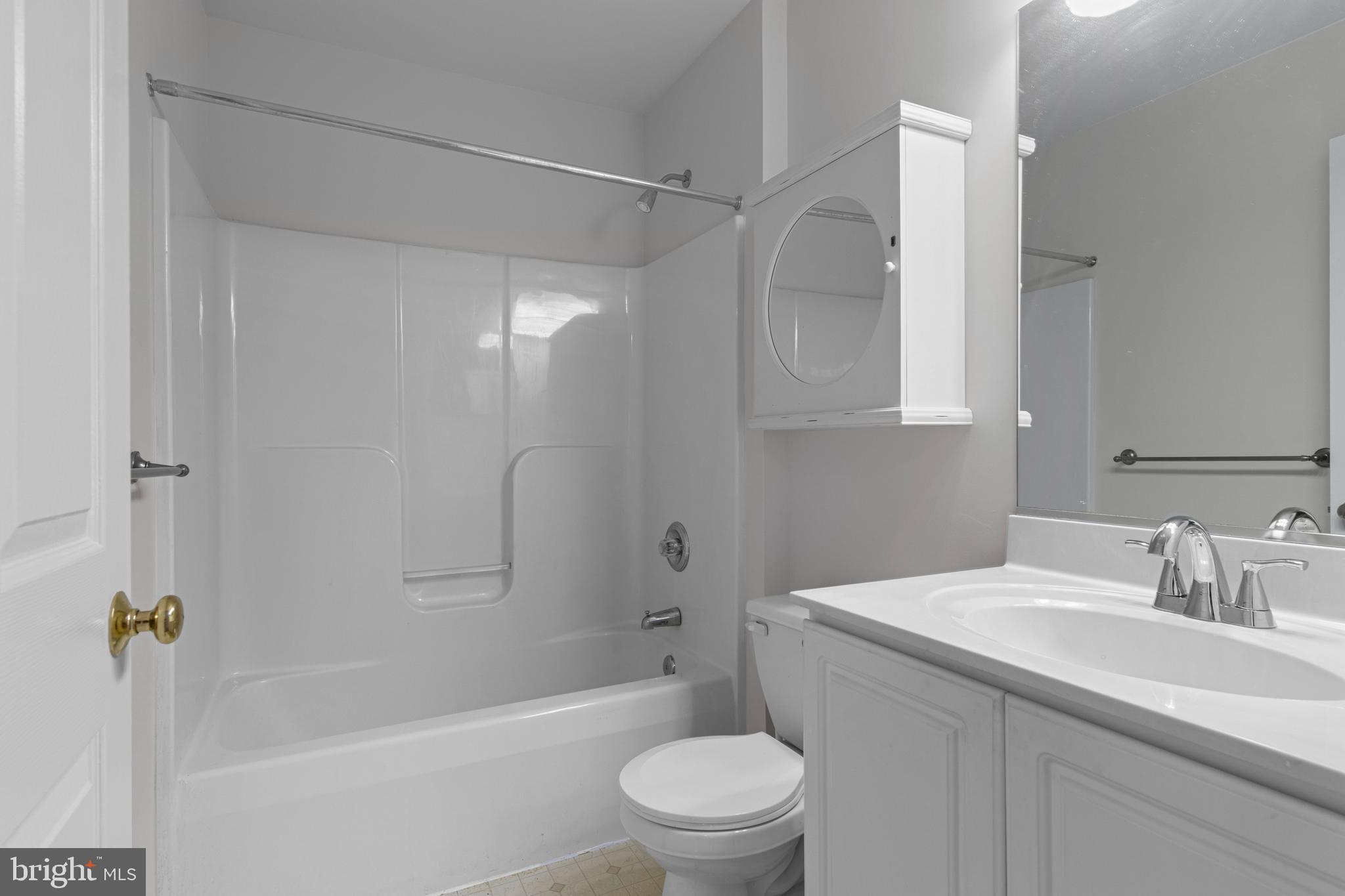 LOCKSLEY GLEN - Residential