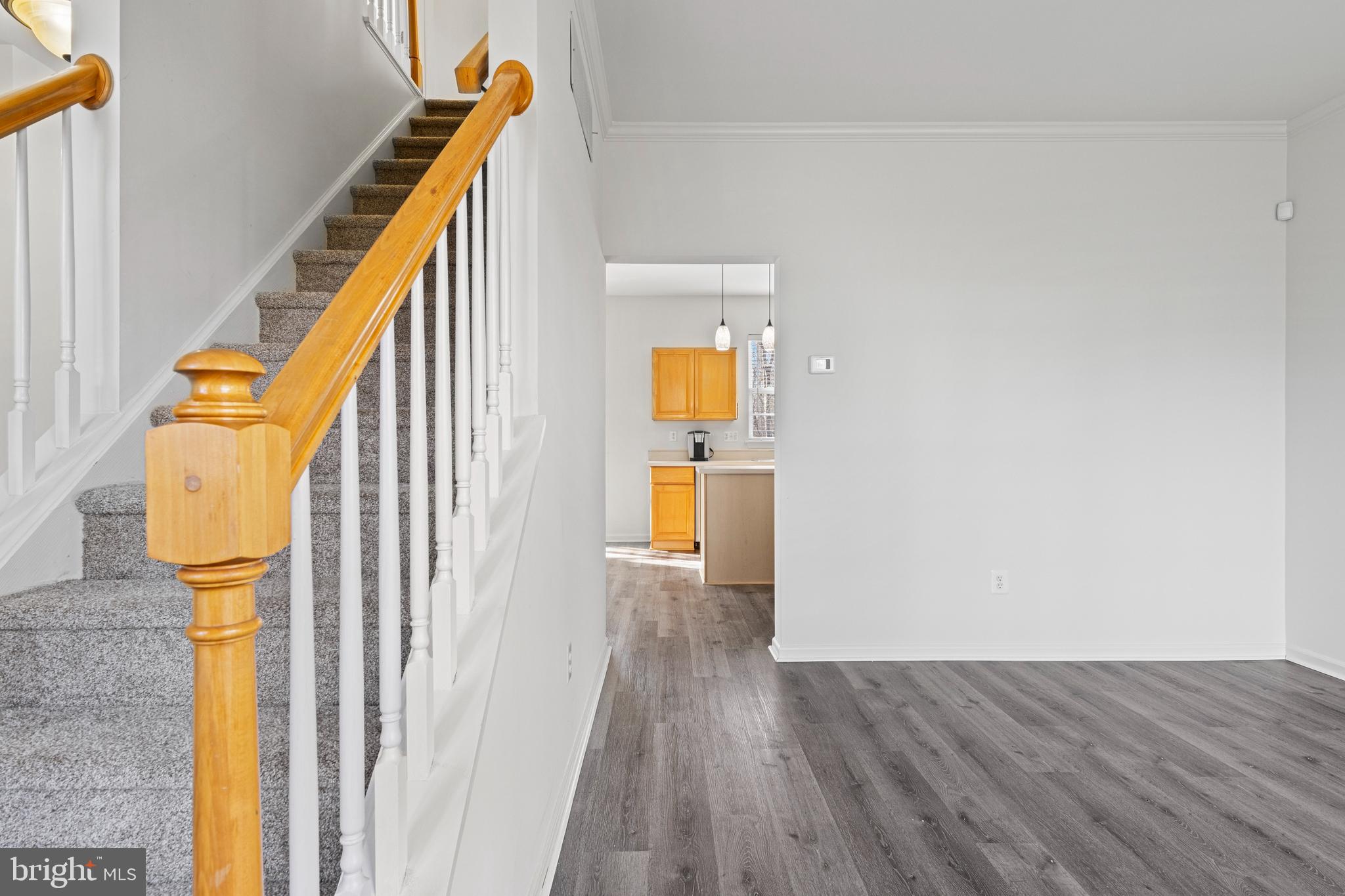 LOCKSLEY GLEN - Residential