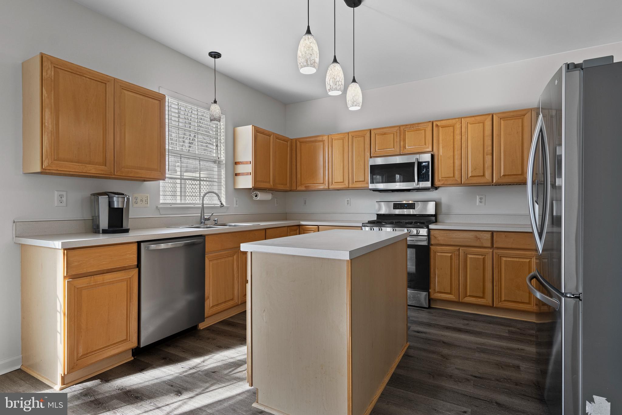 LOCKSLEY GLEN - Residential