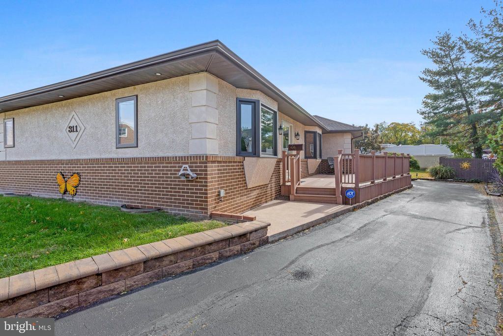 Photo of 311 Ogden Place, SPRINGFIELD, PA 19064 (MLS # PADE2102658)