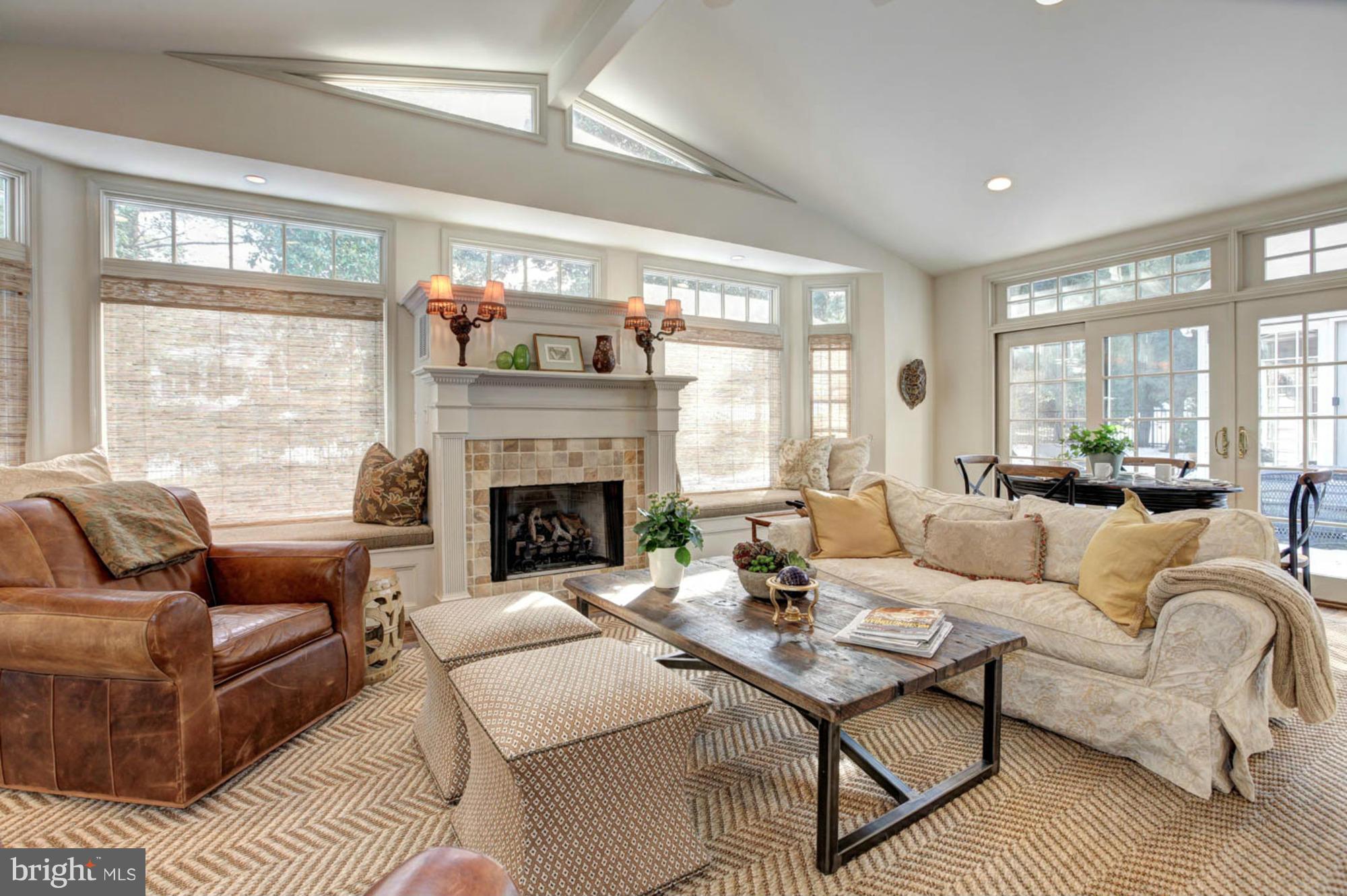 CHEVY CHASE - Residential