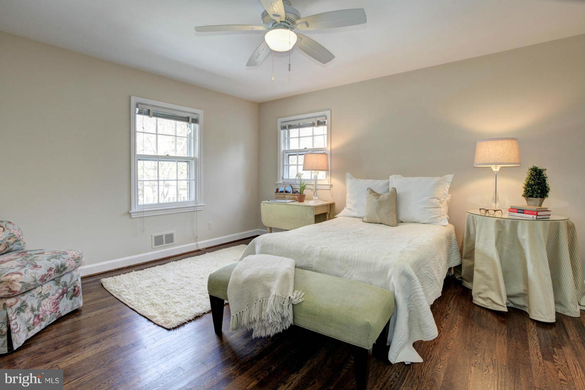 CHEVY CHASE - Residential