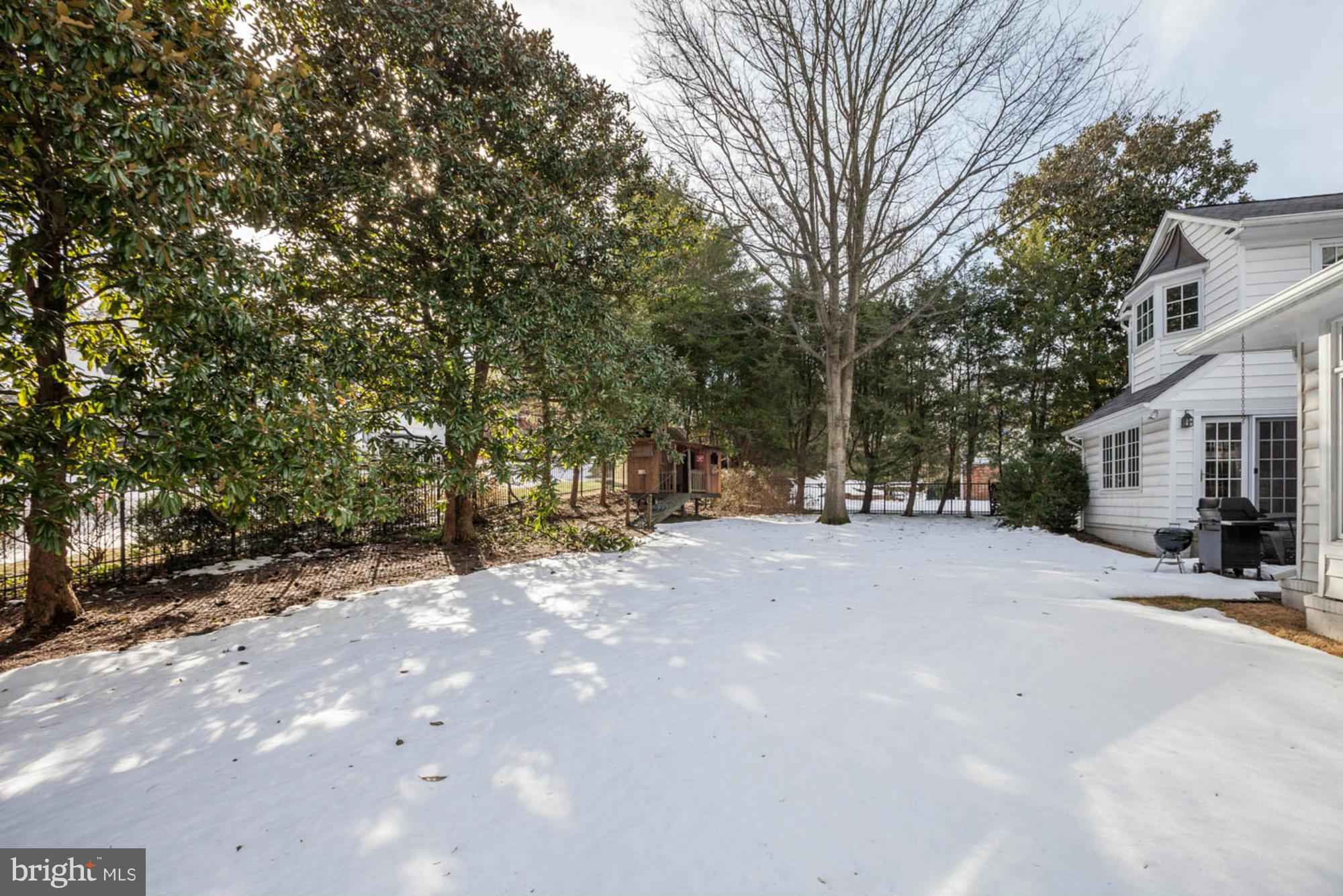 CHEVY CHASE - Residential