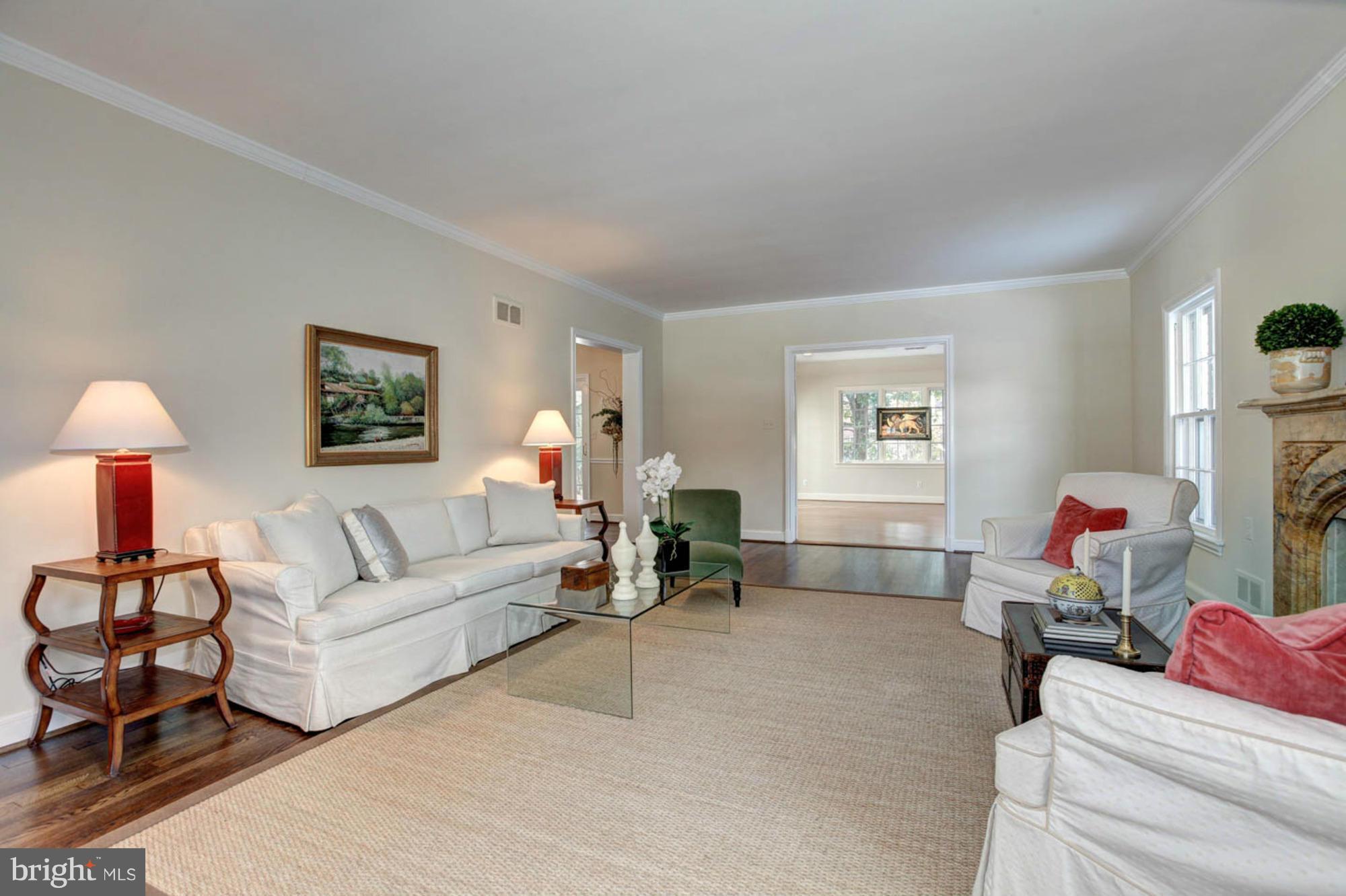 CHEVY CHASE - Residential