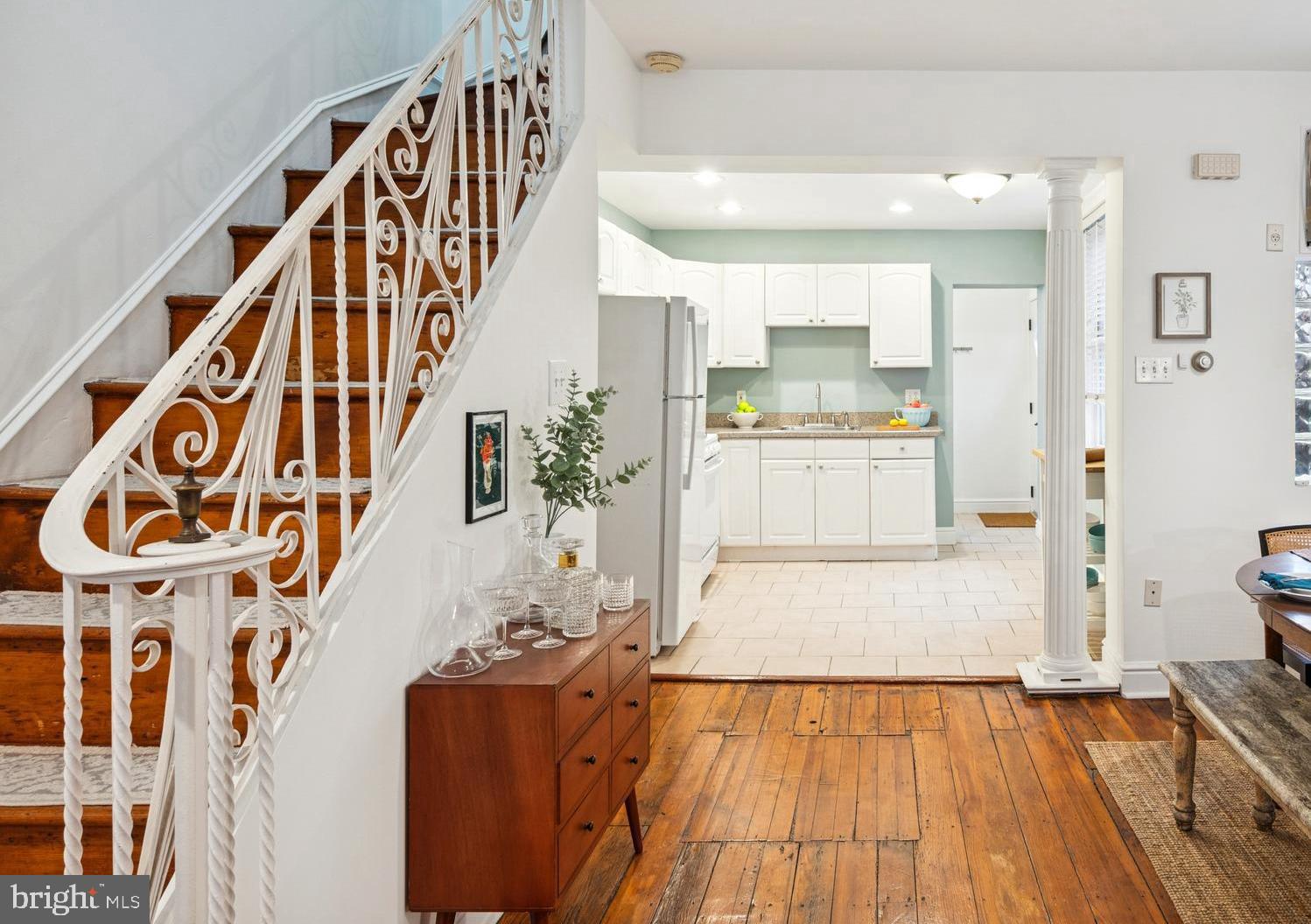 DICKINSON NARROWS - Residential