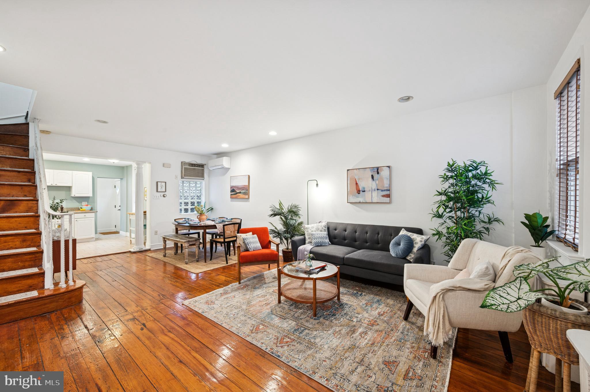 DICKINSON NARROWS - Residential