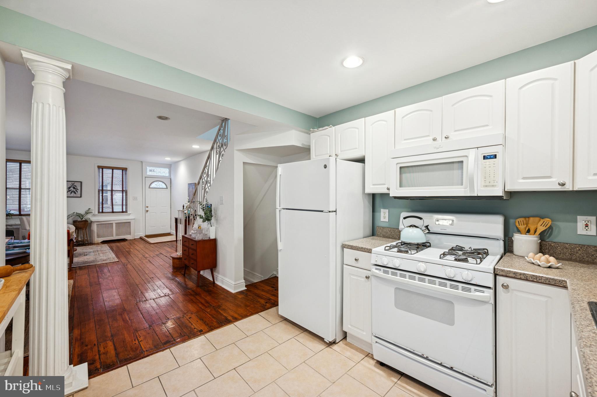 DICKINSON NARROWS - Residential