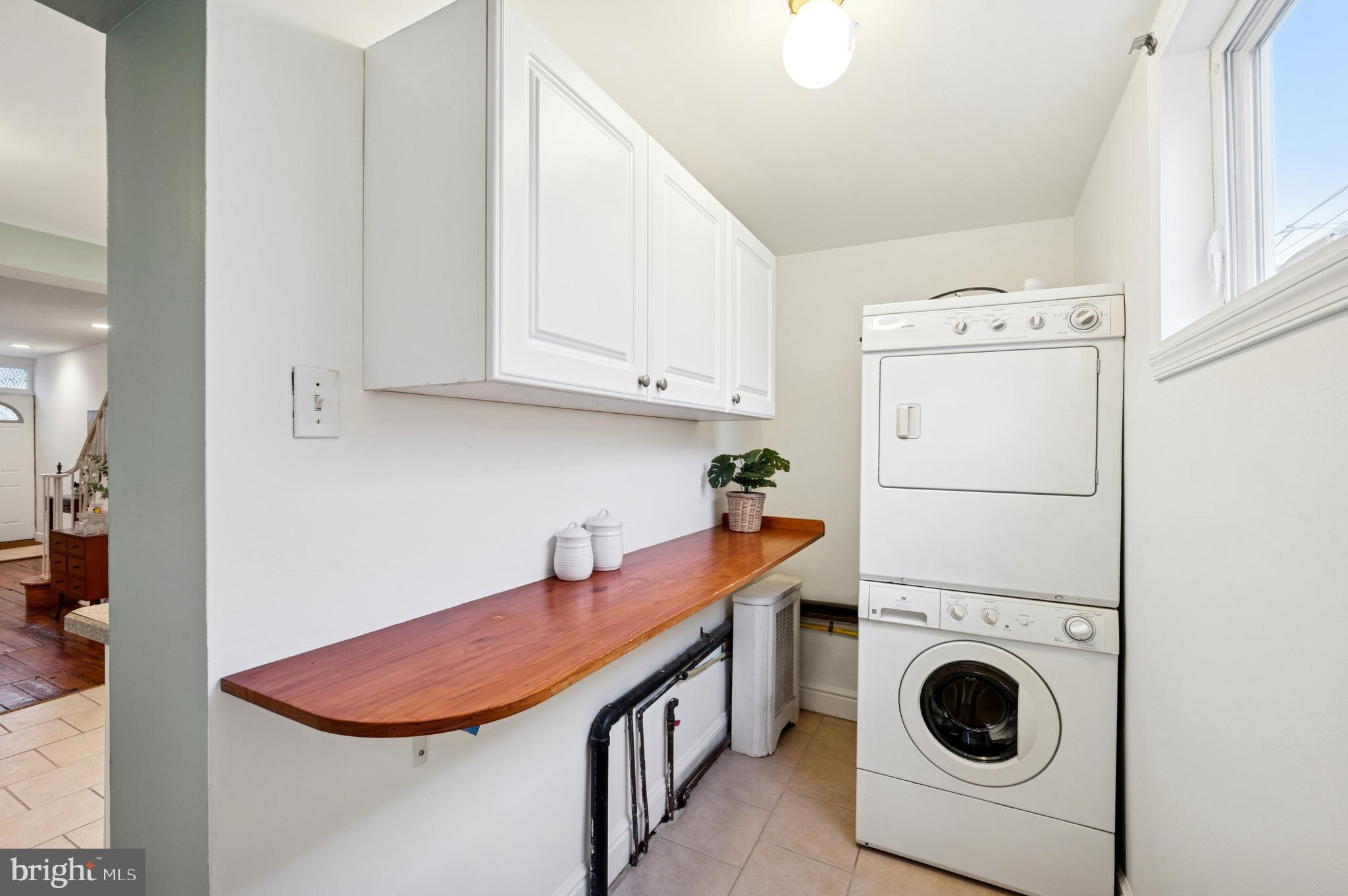 DICKINSON NARROWS - Residential