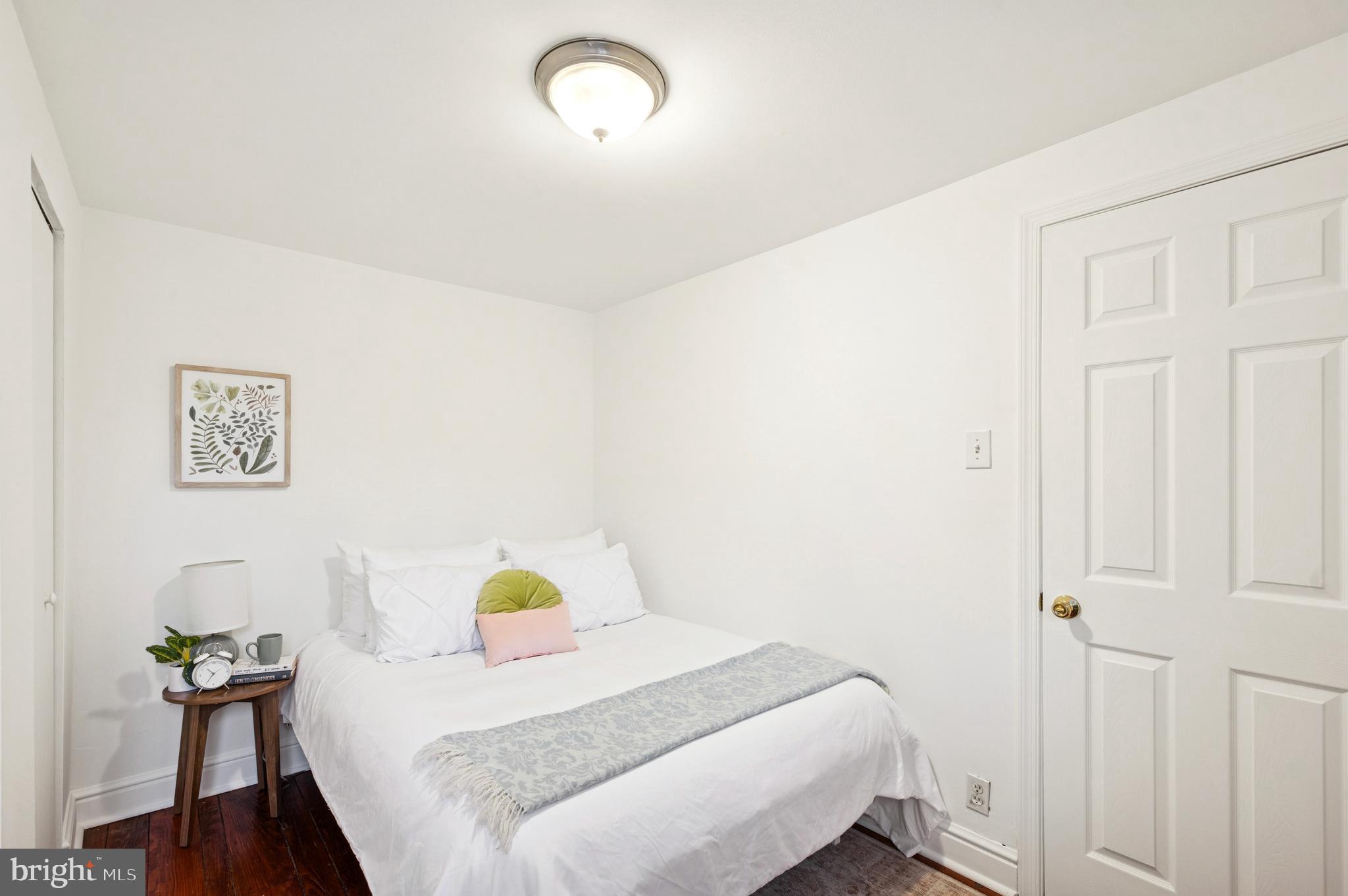 DICKINSON NARROWS - Residential