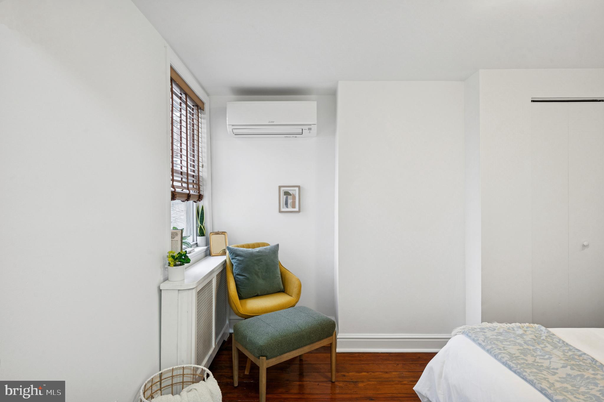 DICKINSON NARROWS - Residential