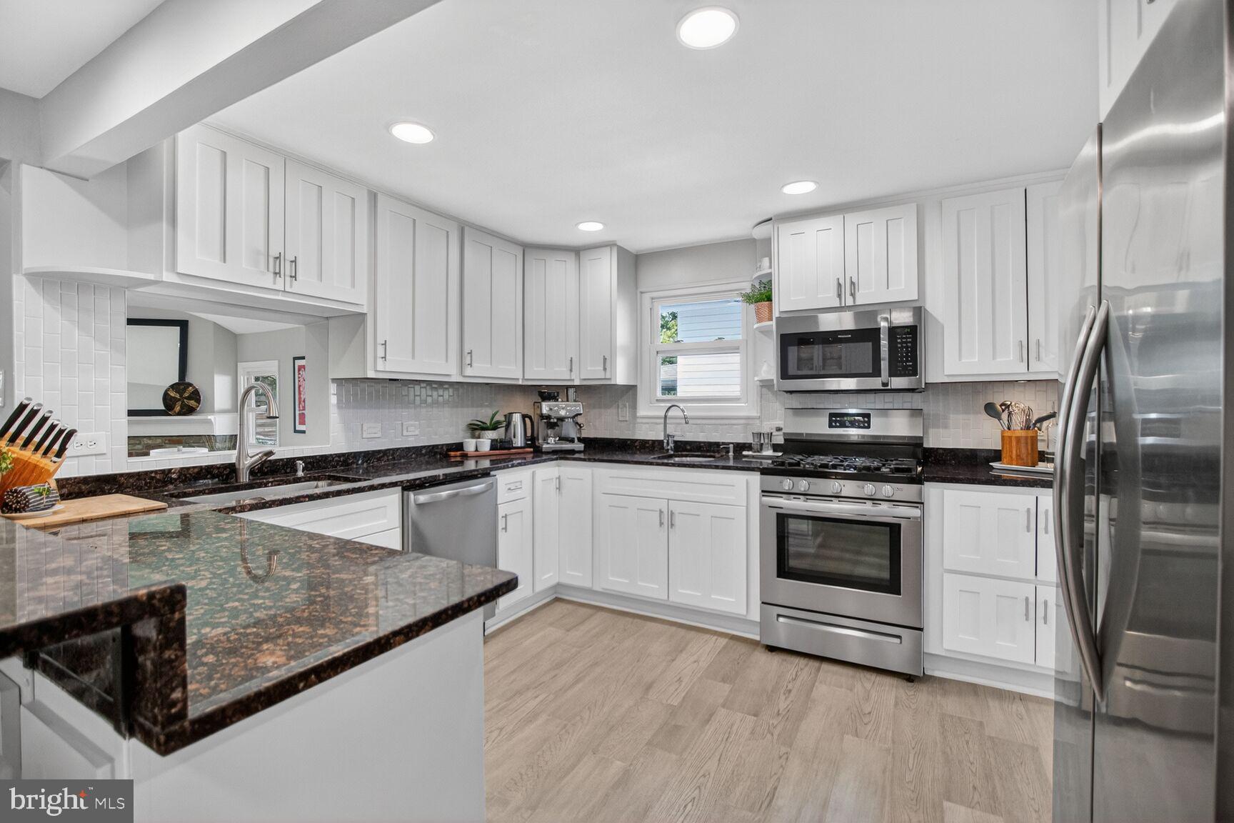HALPINE VILLAGE - Residential