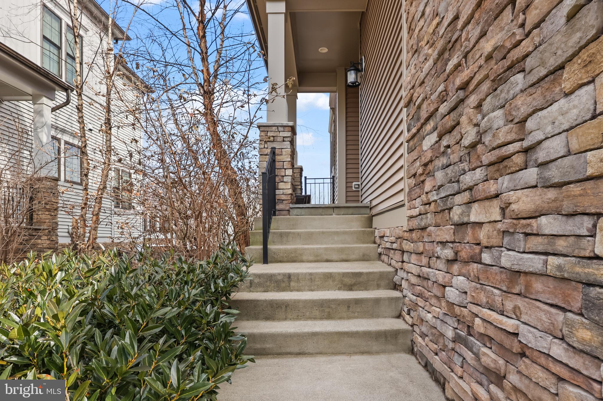 BRAMBLETON - Residential