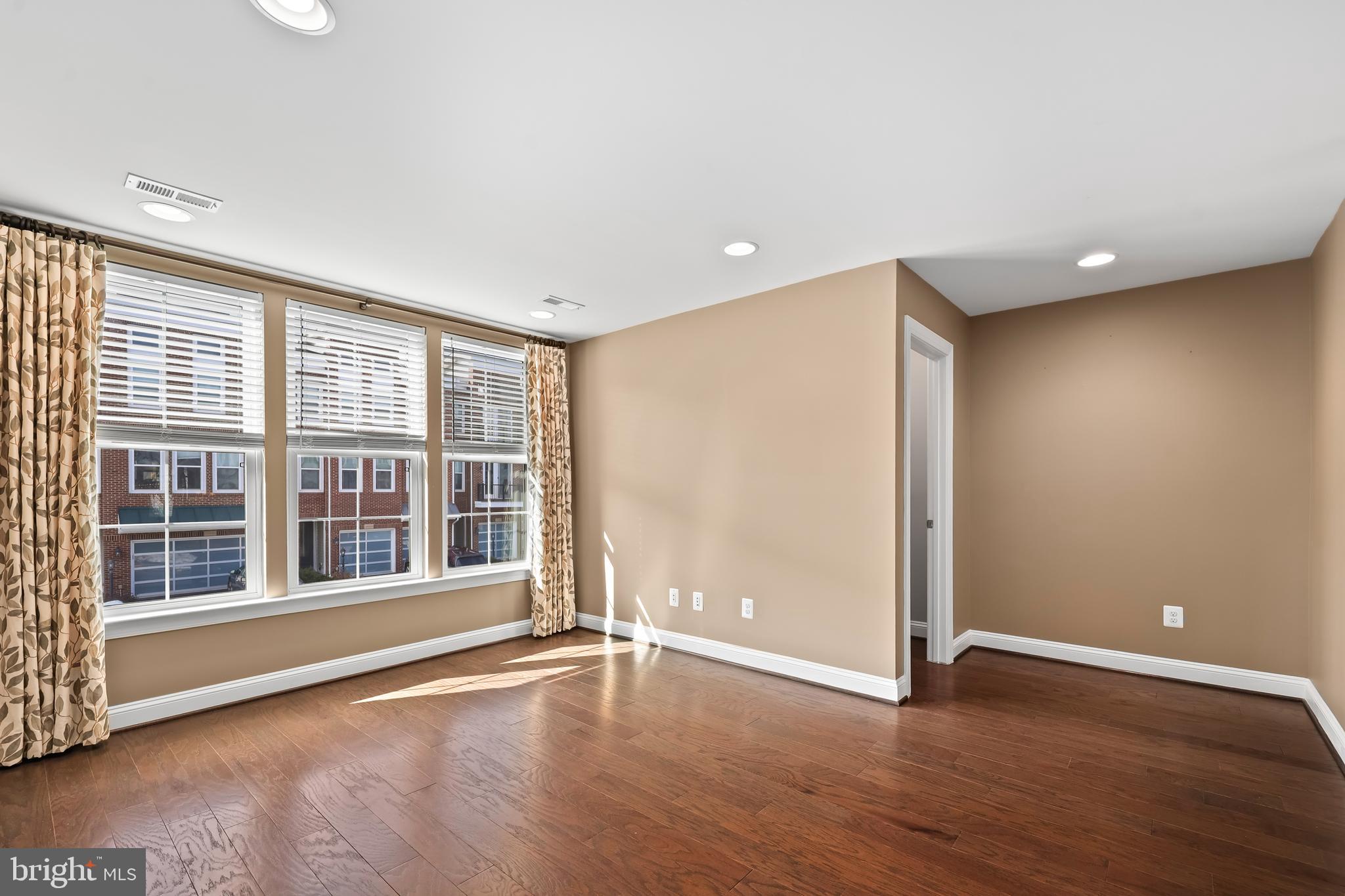 BRAMBLETON - Residential