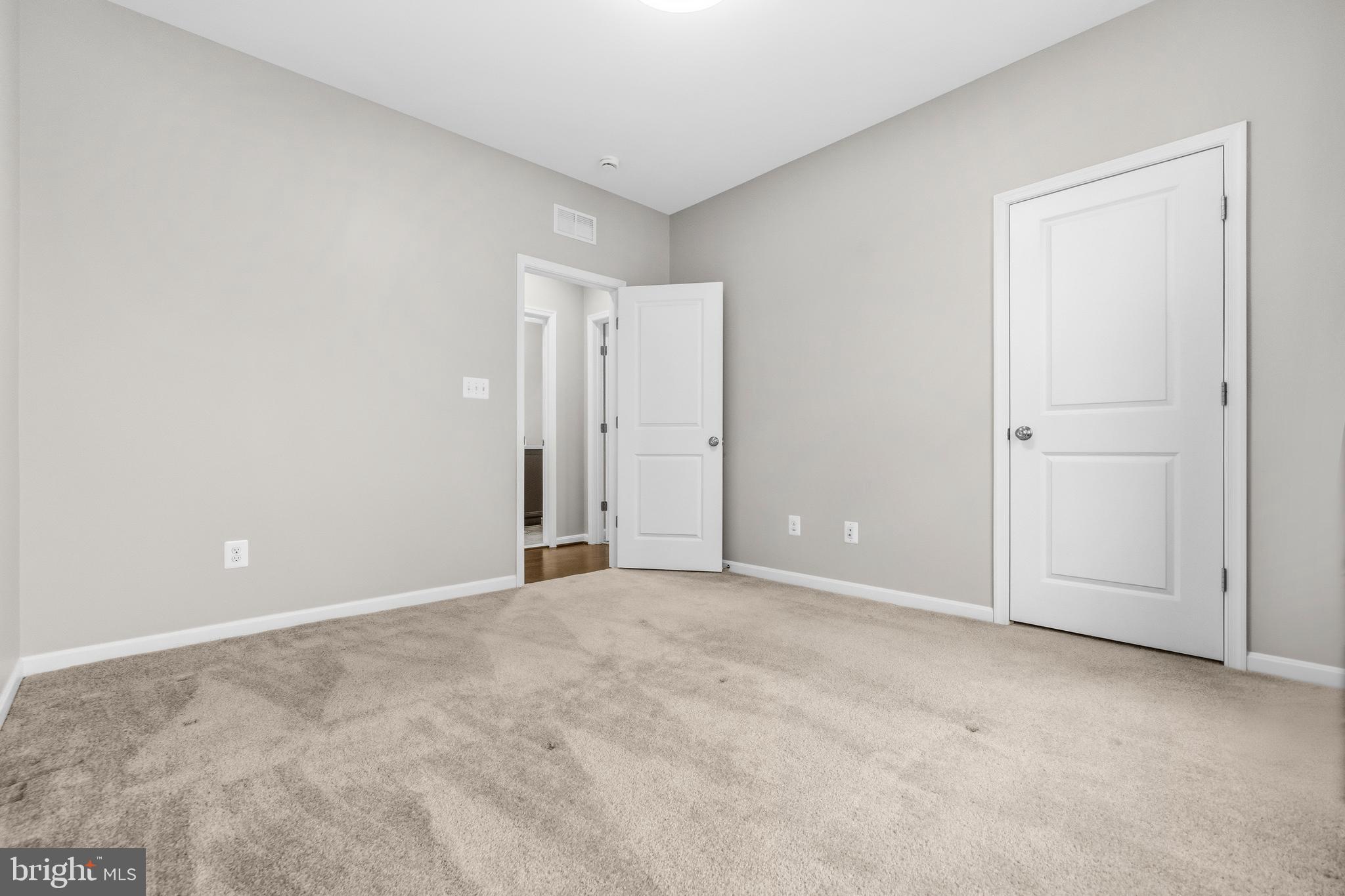 BRAMBLETON - Residential